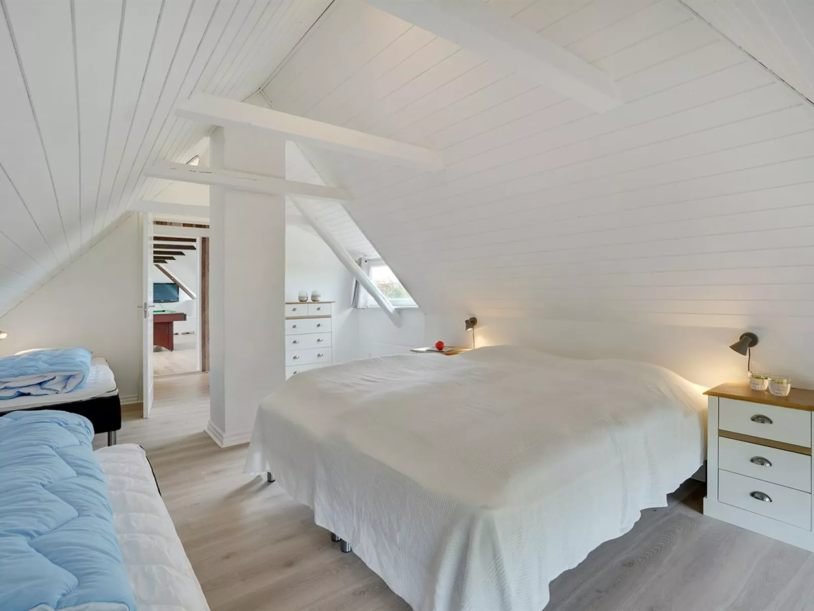 "Ailke" - 2km to the fjord-Binnen