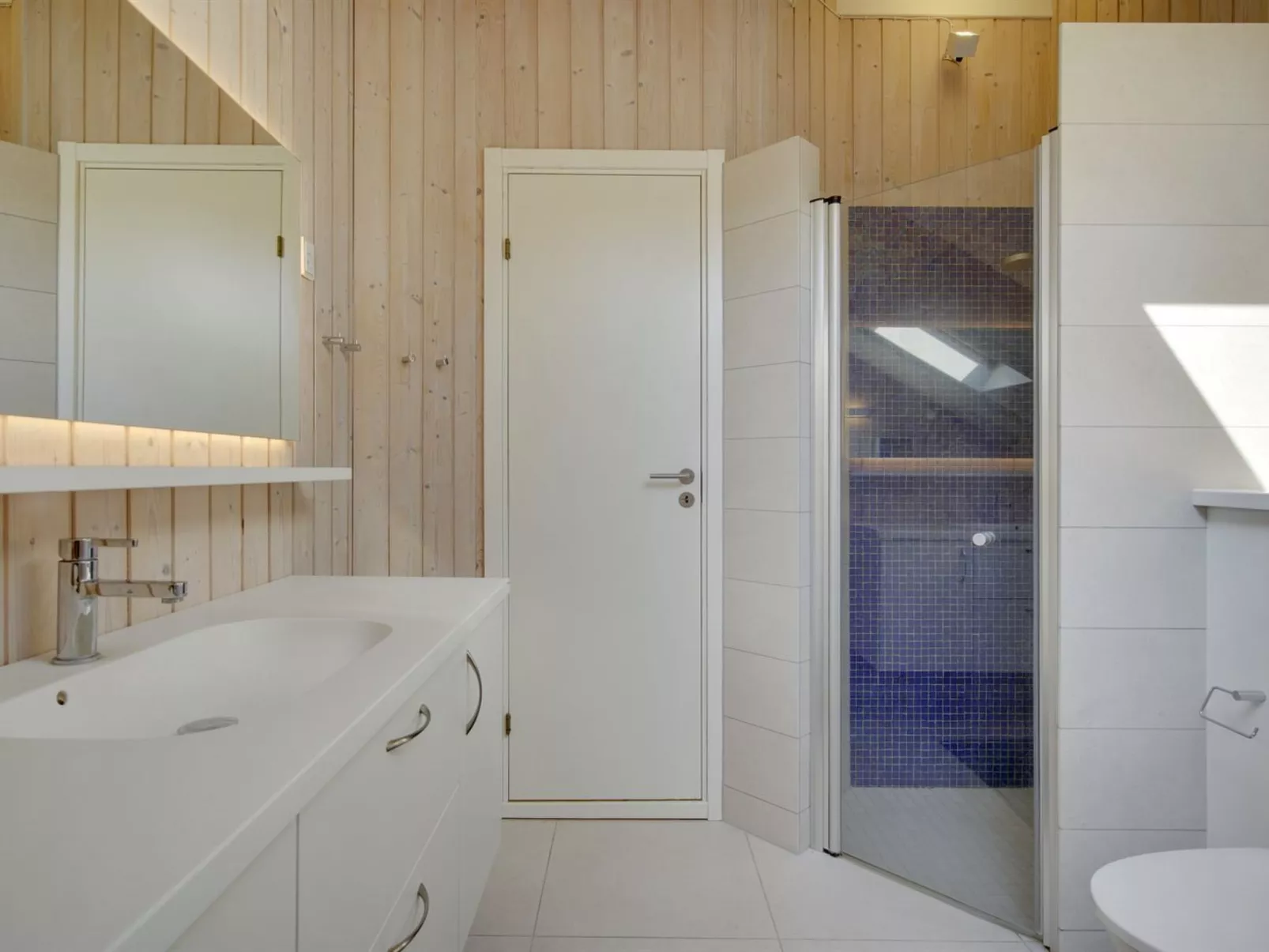 "Liselotta" - 550m from the sea-Binnen