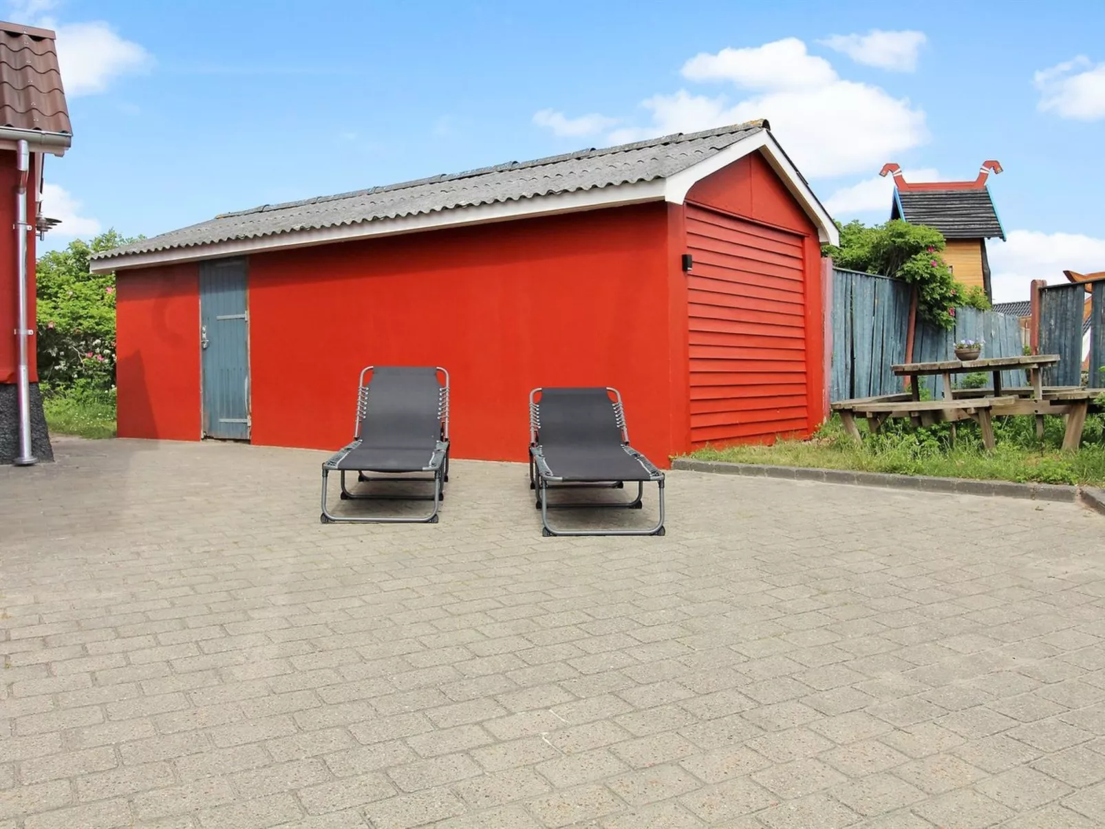 "Karla" - 100m from the sea-Buiten