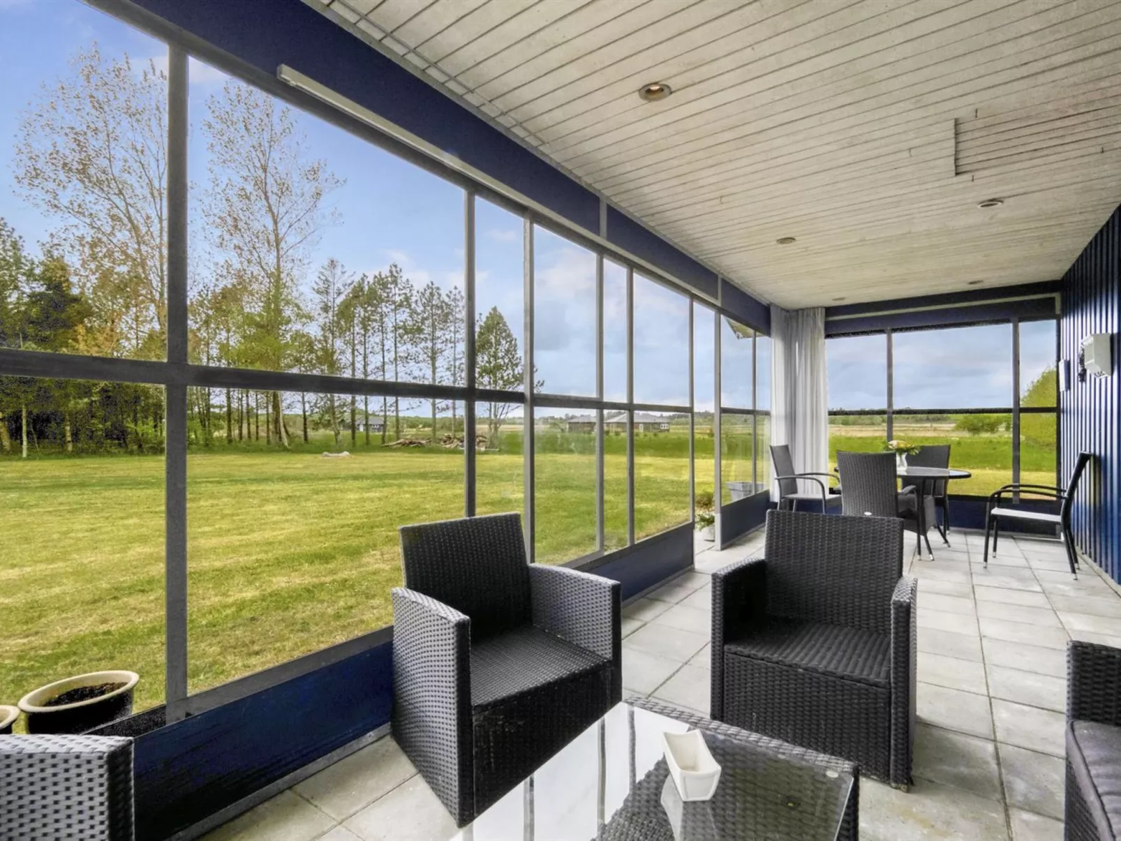 "Mikkeline" - 400m to the fjord-Binnen