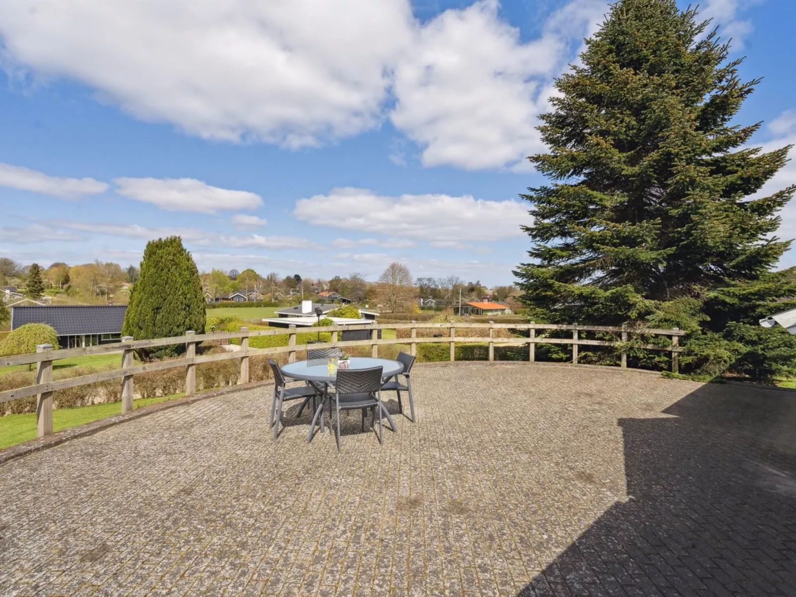 "Petrus" - 750m from the sea-Buiten