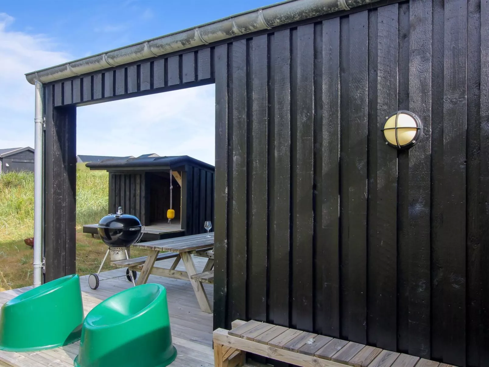 "Mikkel" - 300m from the sea-Buiten