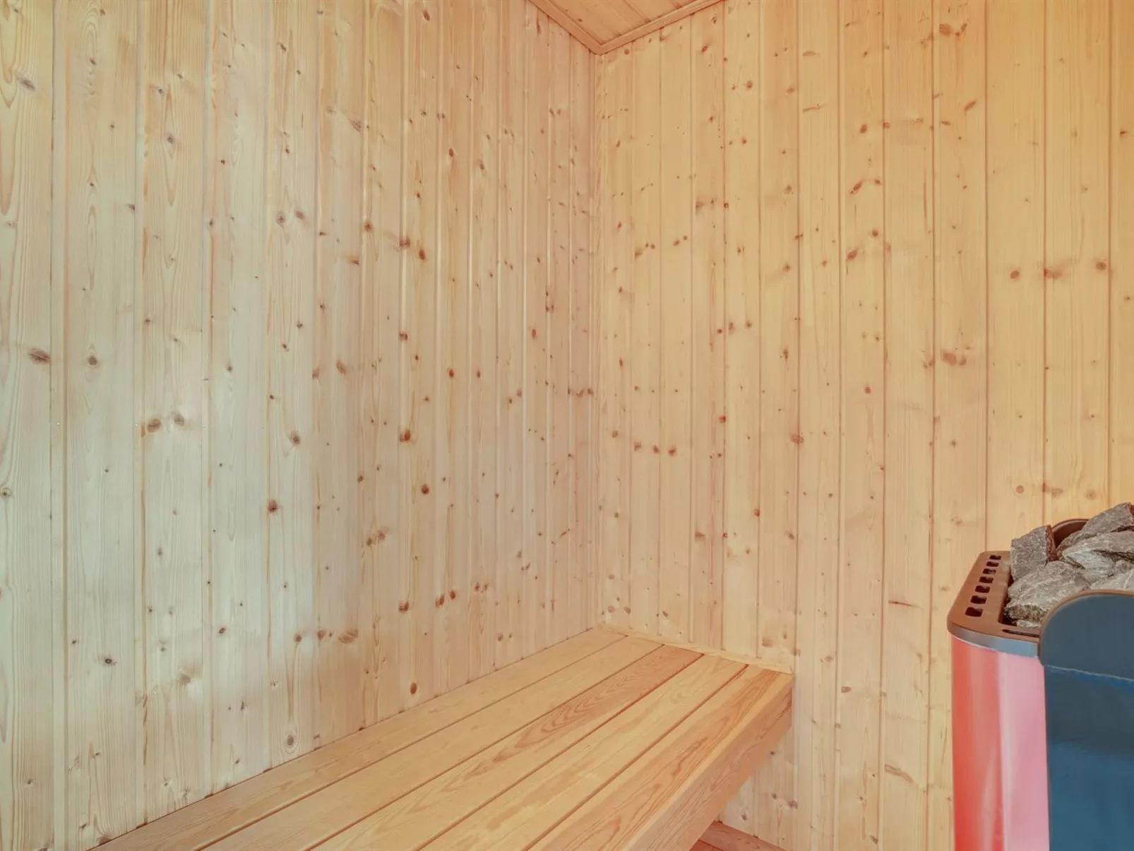 "Riana" - 375m from the sea-Binnen