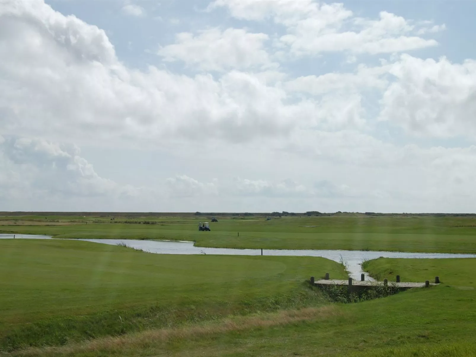 "Terje" - 2.3km from the sea-Buiten