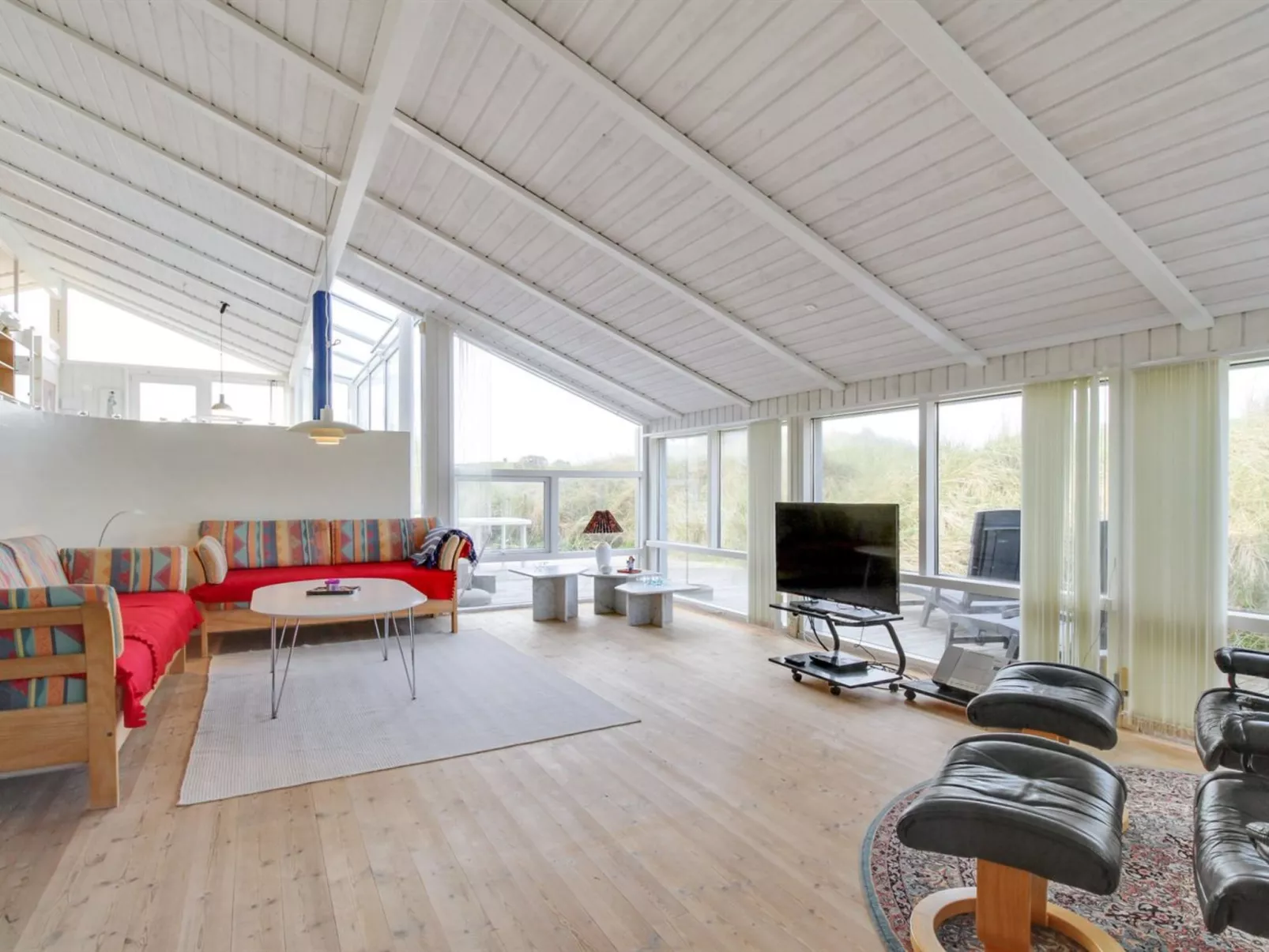 "Avni" - 200m from the sea-Binnen