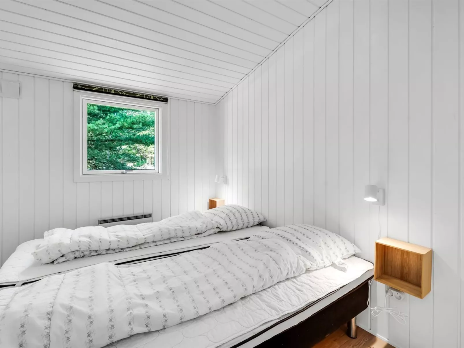 "Roald" - 2.2km from the sea-Binnen