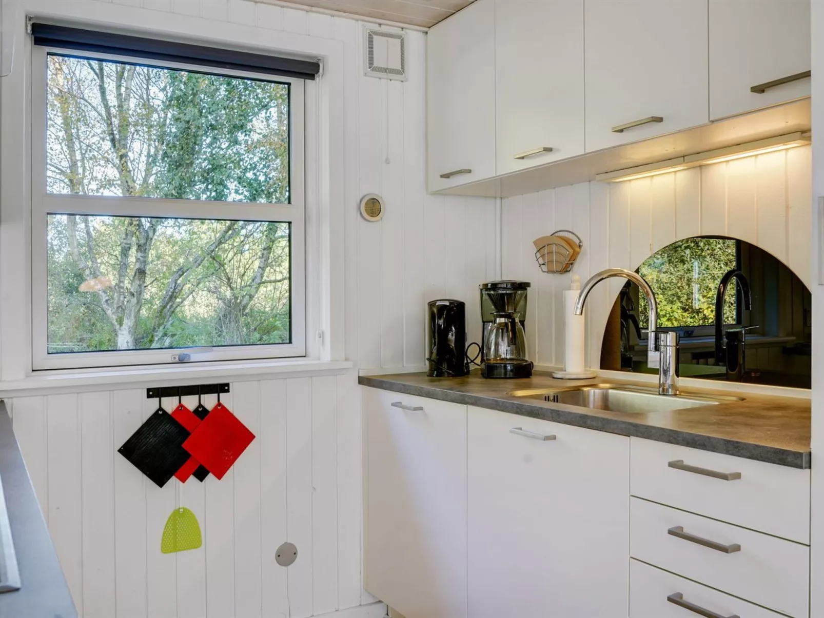 "Dorete" - 2.2km from the sea-Binnen