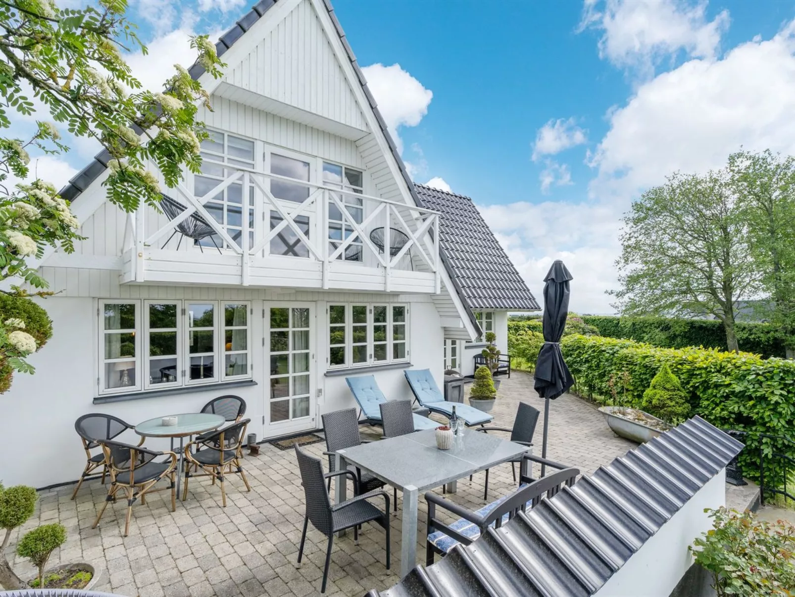 "Tamer" - 500m to the fjord-Buiten