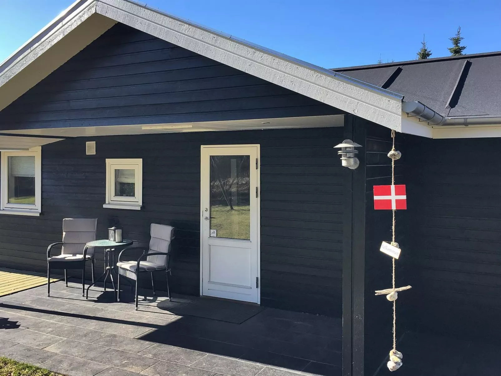 "Bylgja" - 1.7km from the sea-Buiten