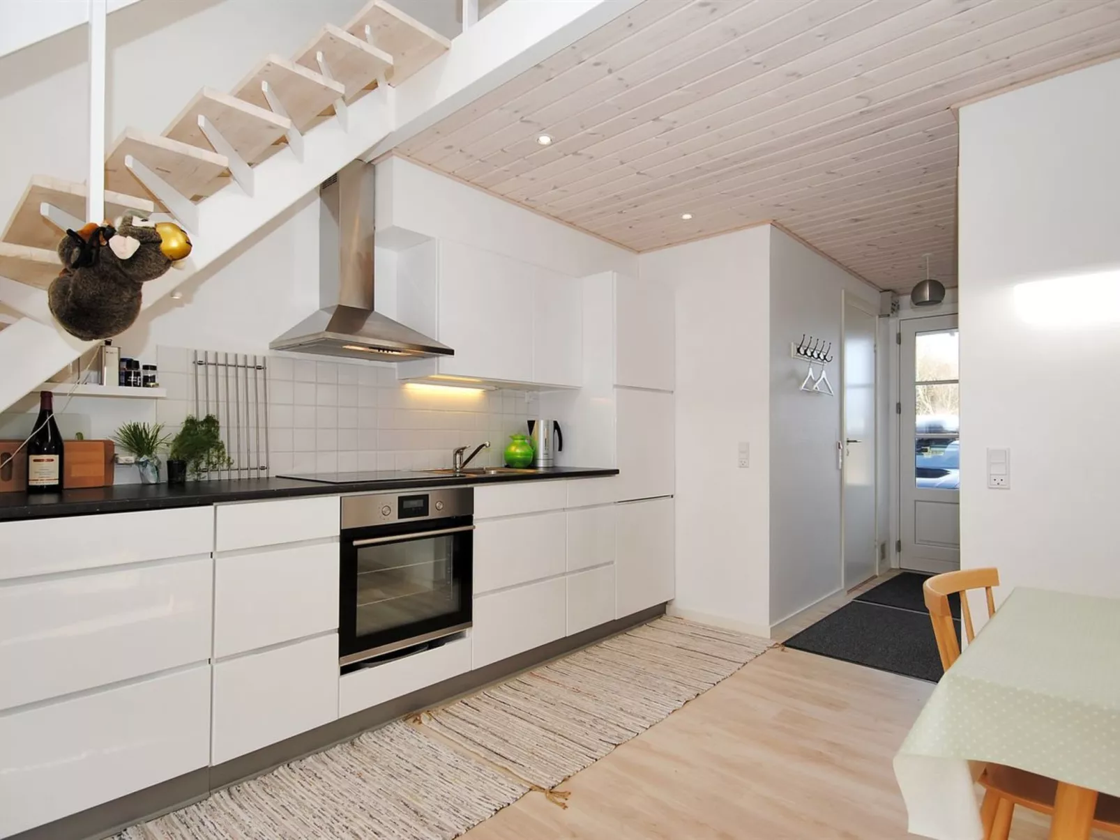 "Benta" - 150m to the fjord-Binnen