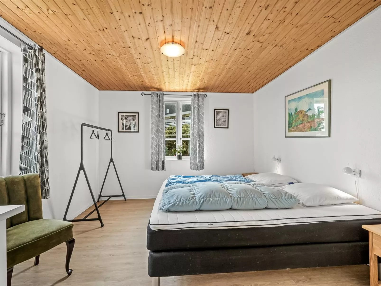 "Urte" -  from the sea-Binnen