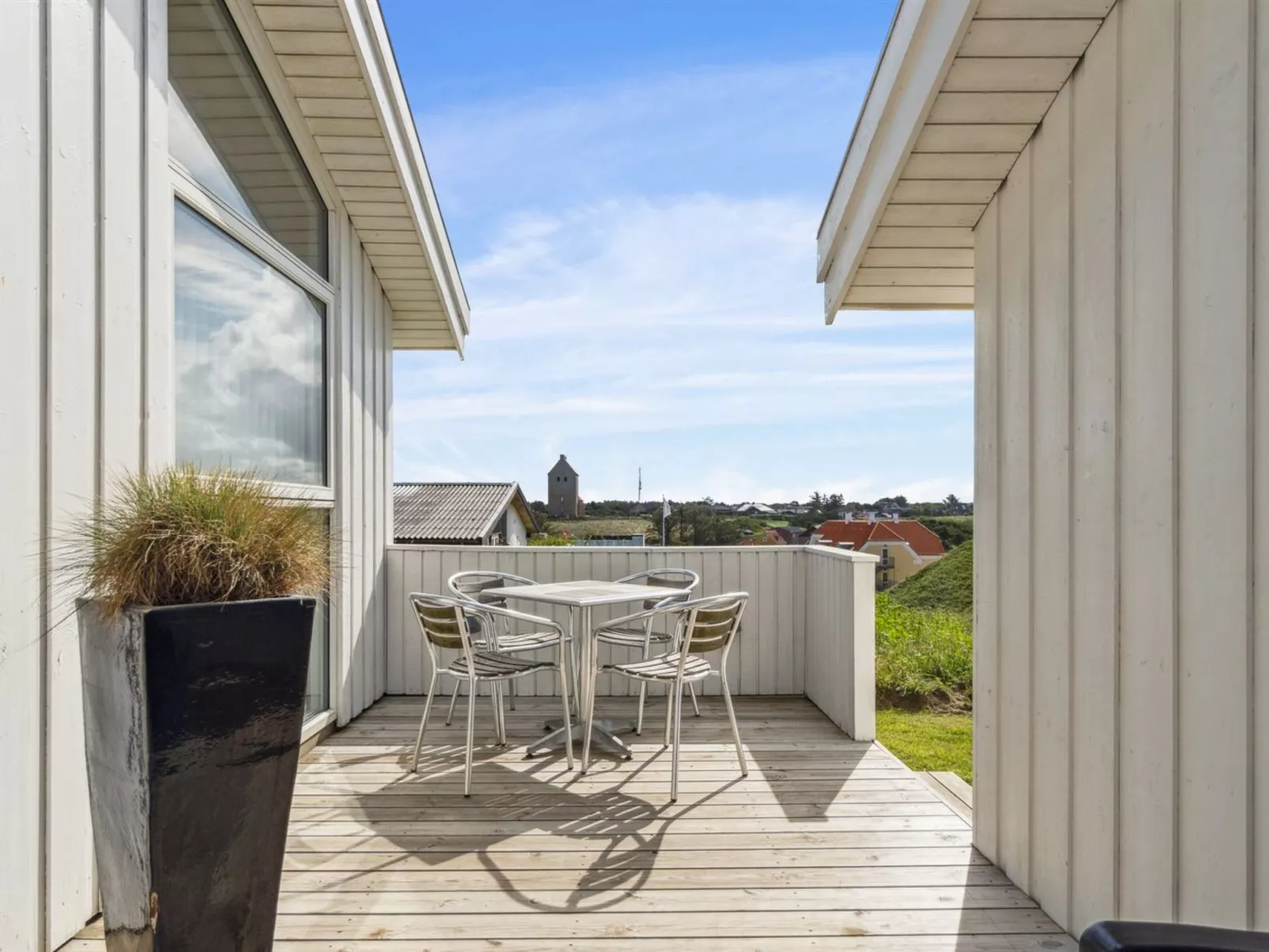 "Ohto" - 281m from the sea-Buiten