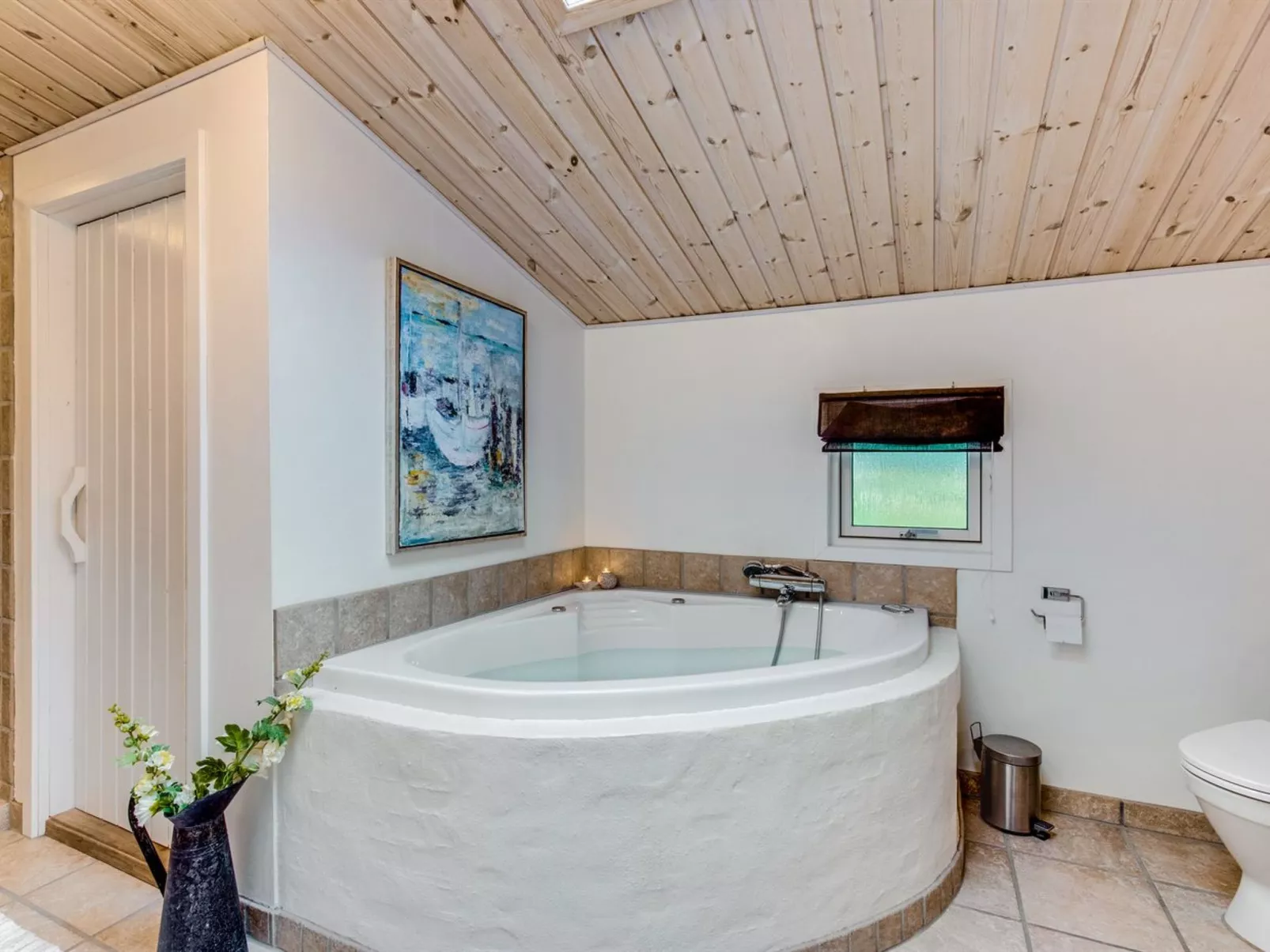 "Emeline" - 1.7km from the sea-Binnen