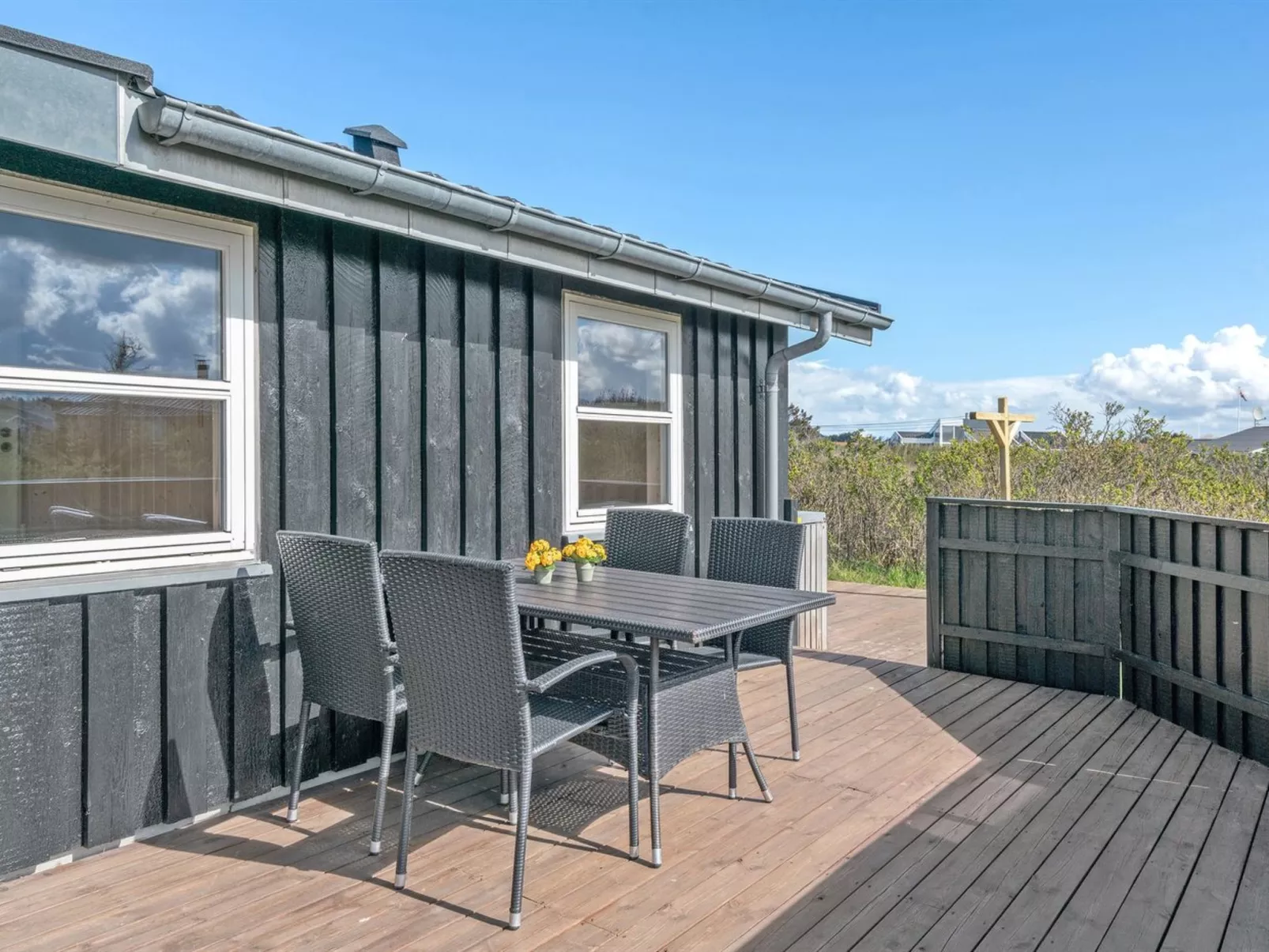 "Bertil" - 400m from the sea-Buiten