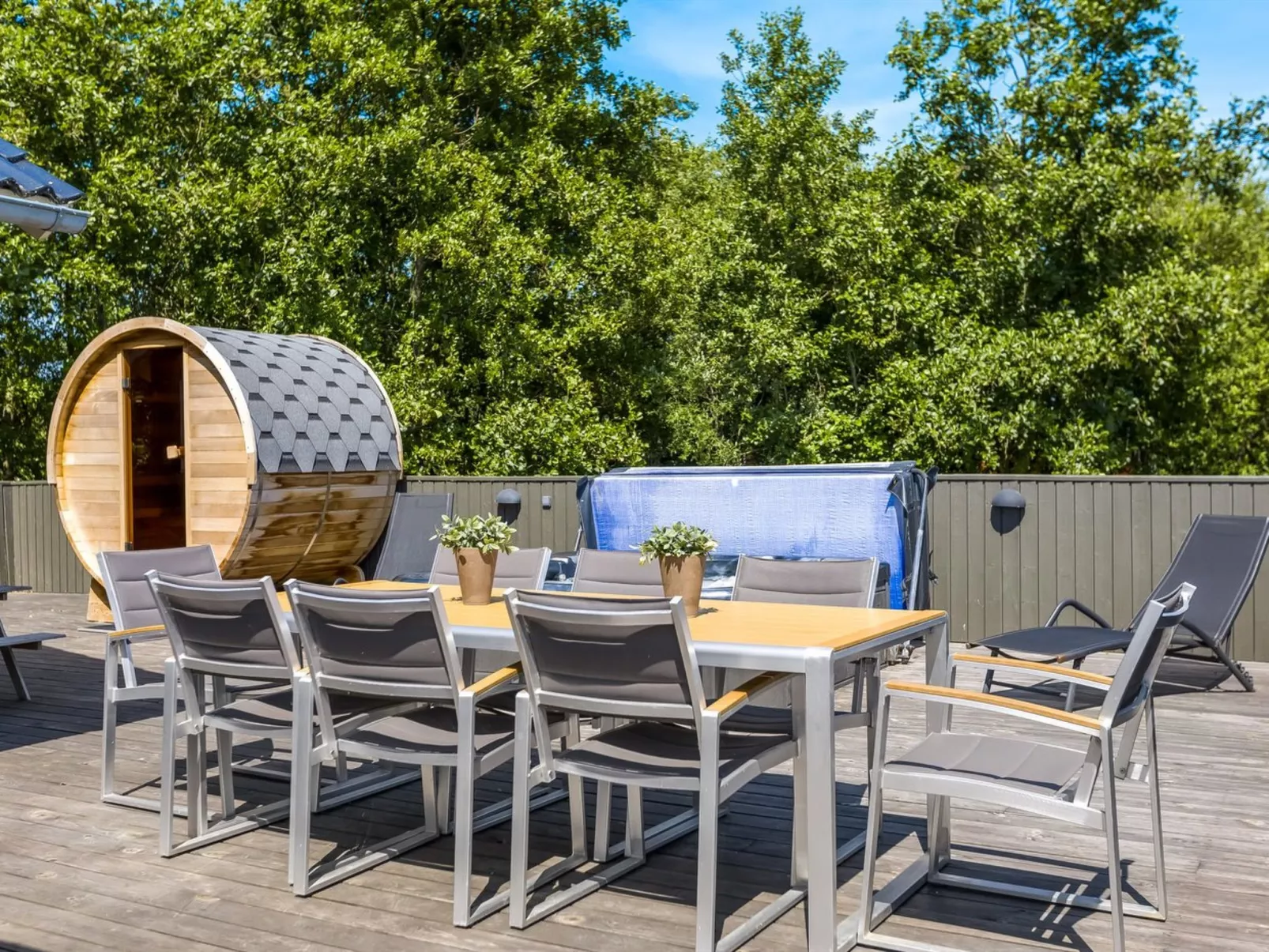 "Jonna" - 700m from the sea-Buiten