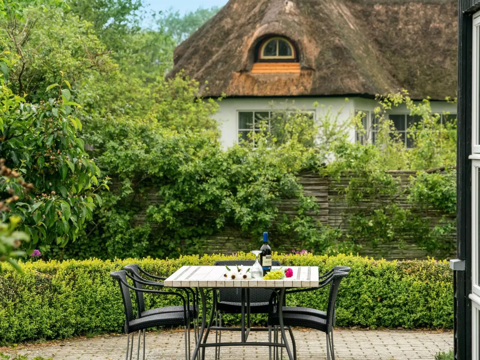 "Gullan" - 75m from the sea-Buiten