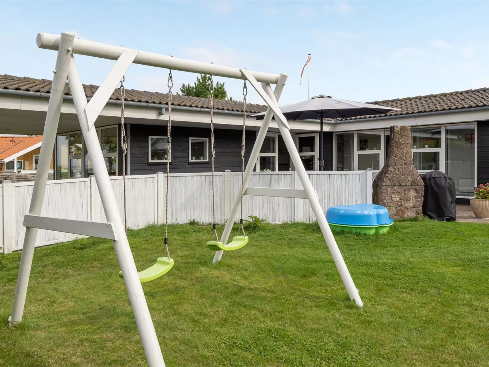 "Gull" - 150m from the sea-Buiten