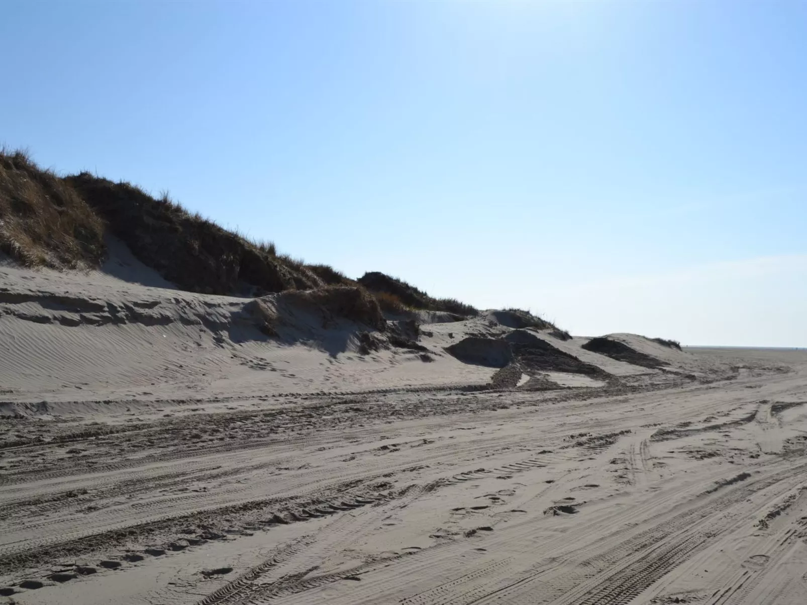 "Elinora" - 100m from the sea-Binnen