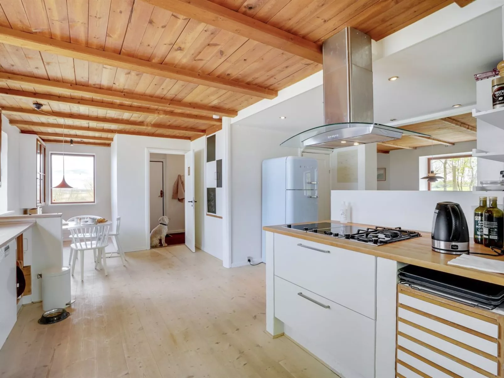 "Nella" - 1.2km from the sea-Binnen