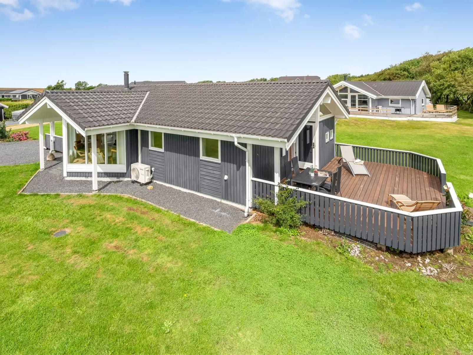 "Lucio" - 350m to the fjord-Buiten