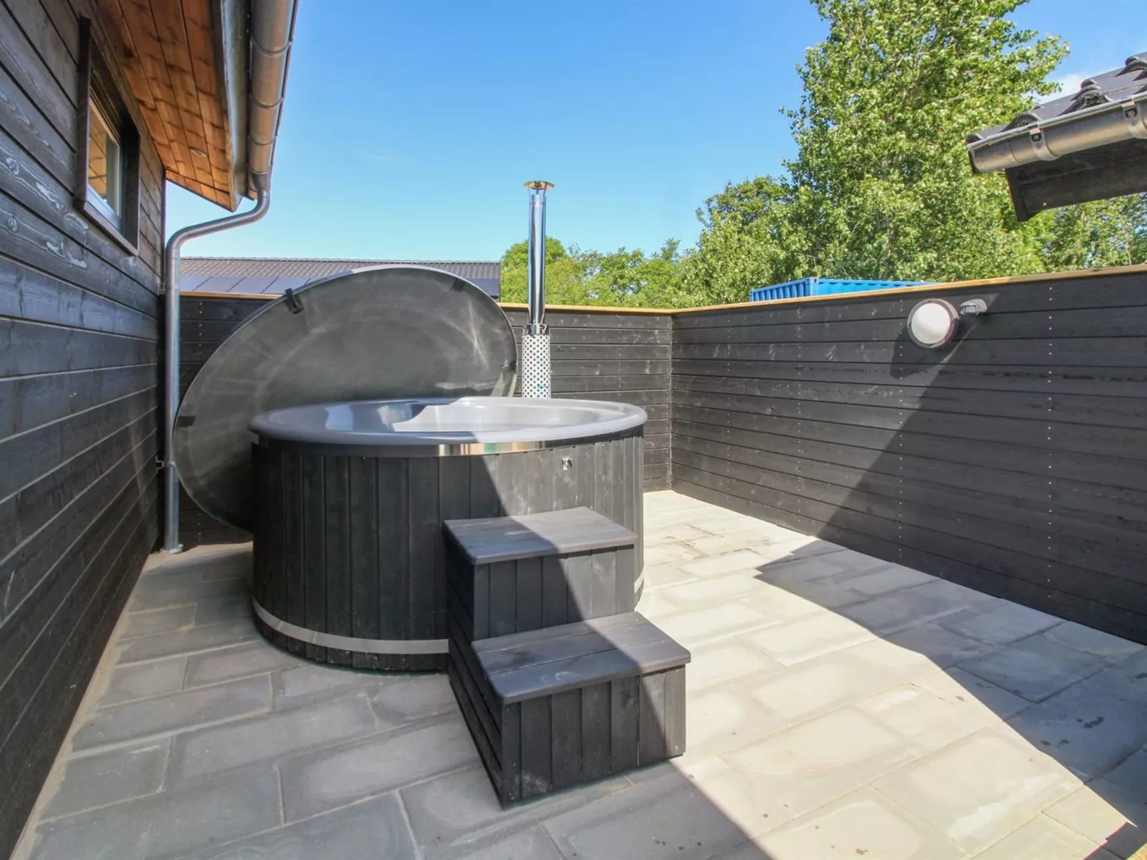 "Tahvo" - 3.3km from the sea-Binnen