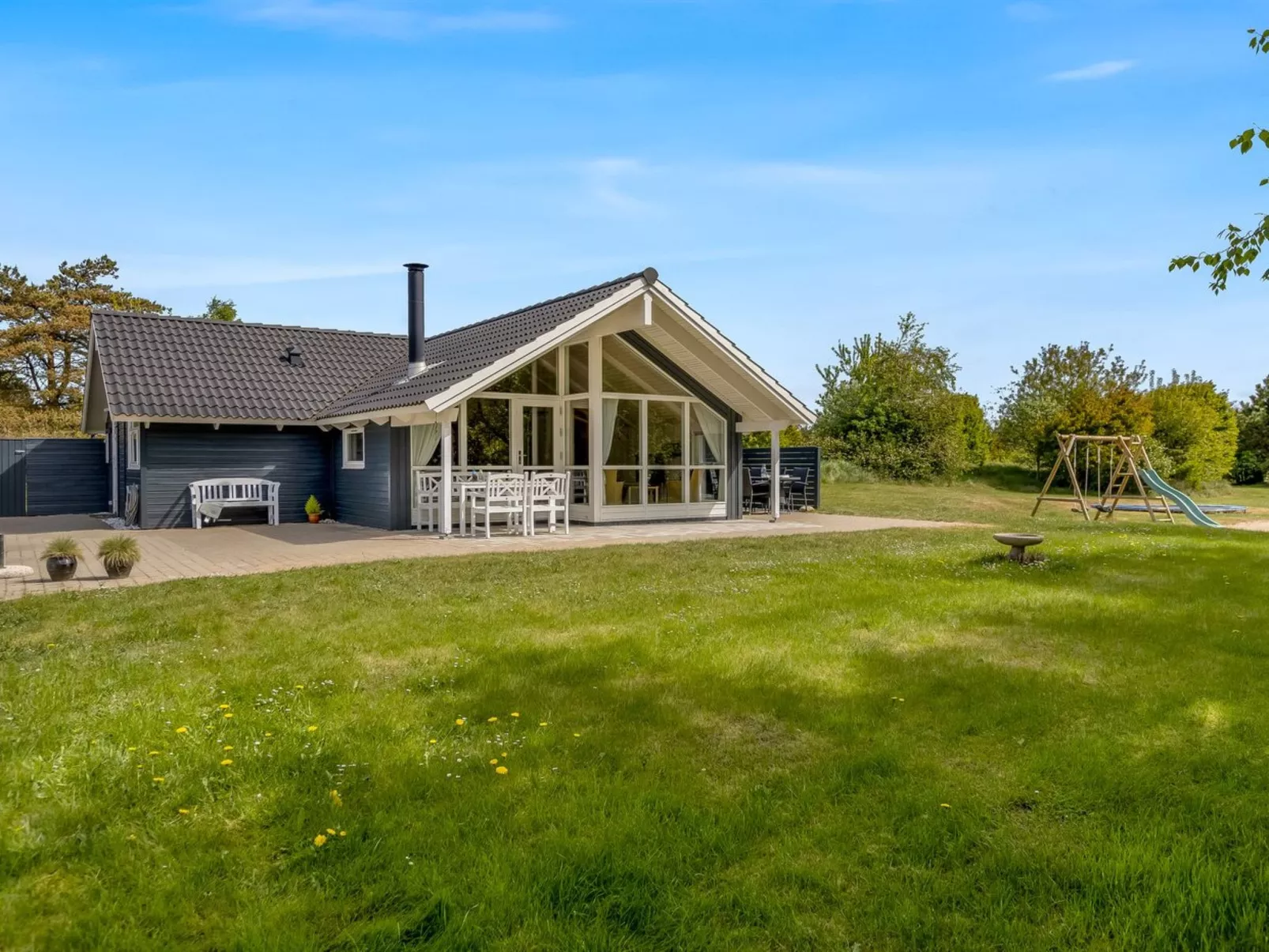 "Tovi" - 4km from the sea-Buiten