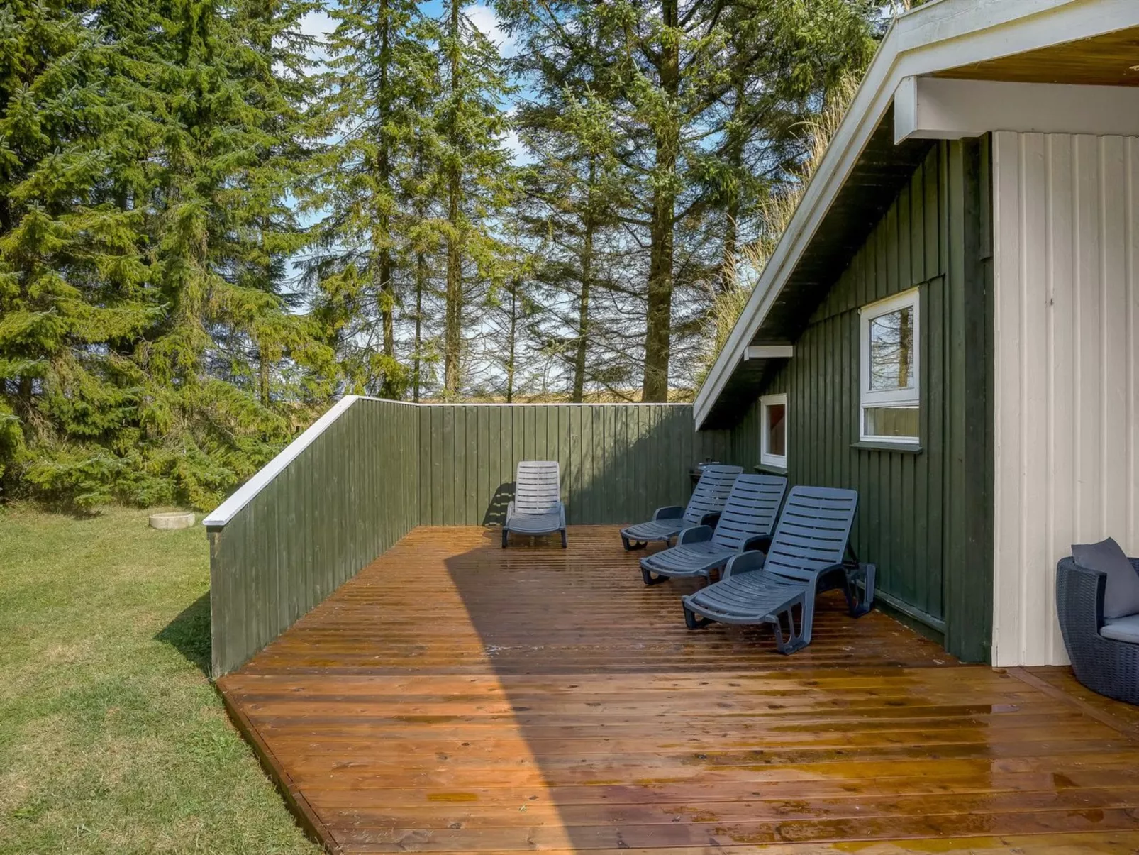 "Sunneva" - 1km from the sea-Buiten