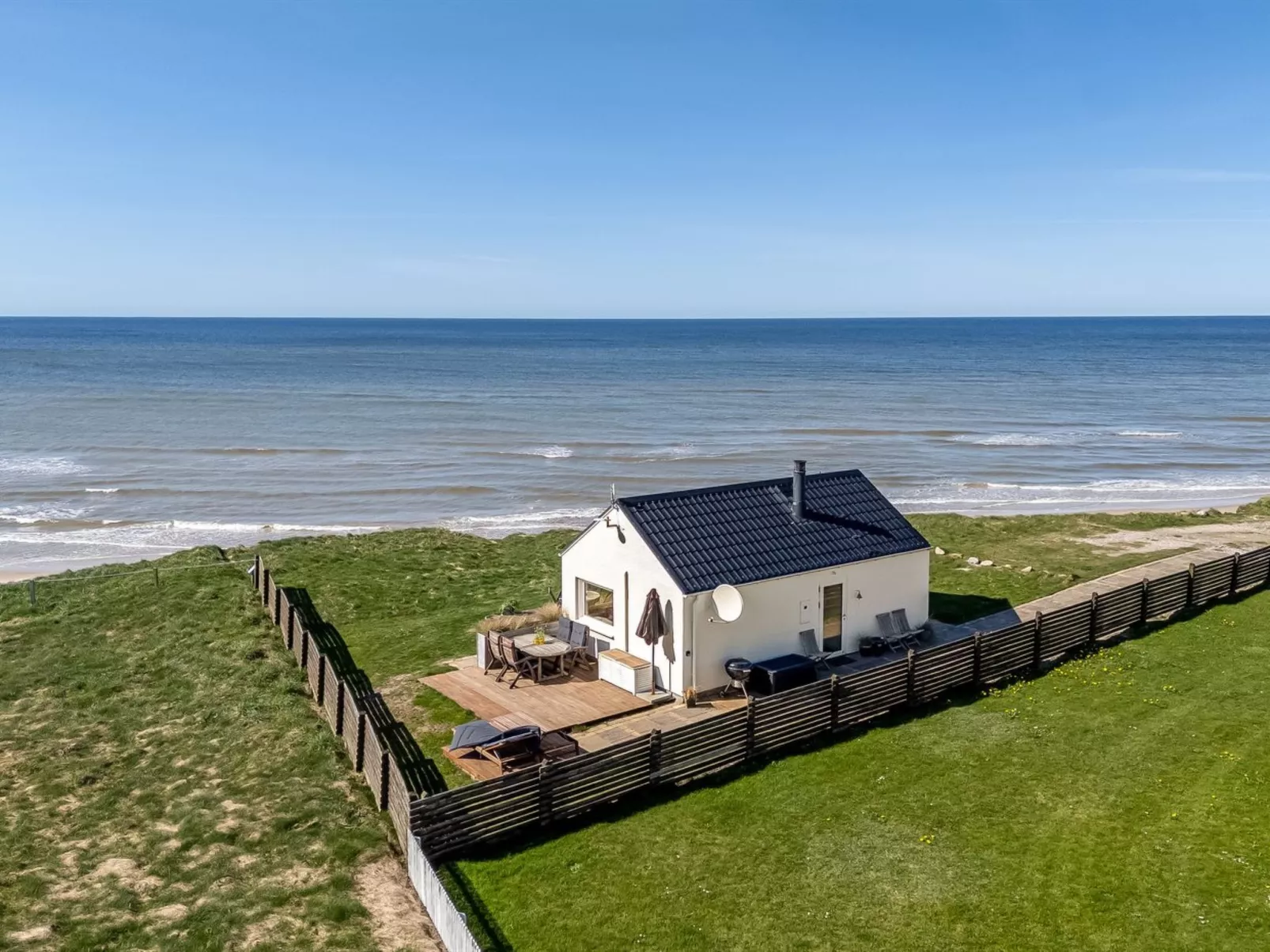 "Trifun" - 50m from the sea-Buiten