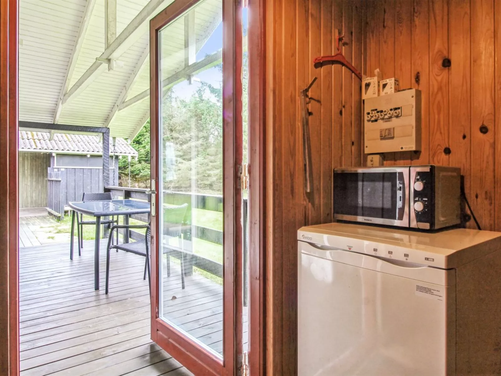 "Conradine" - 500m from the sea-Binnen