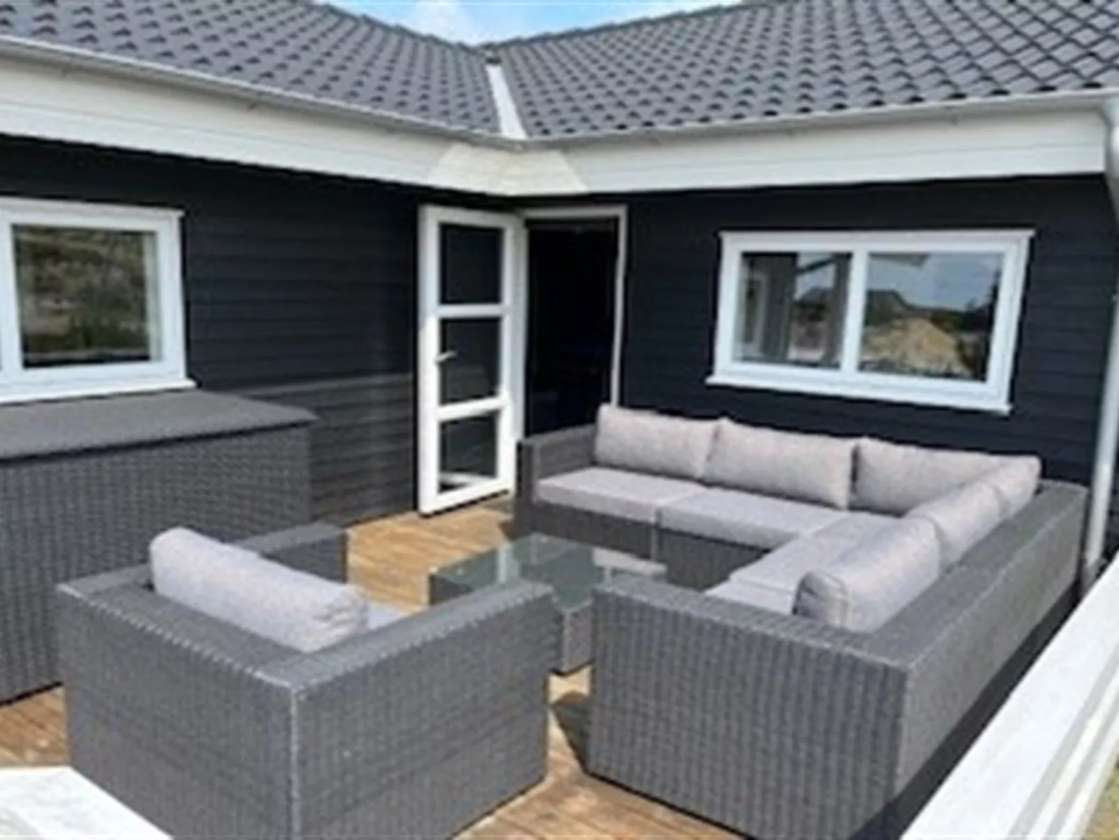 "Niesina" -  from the sea-Buiten