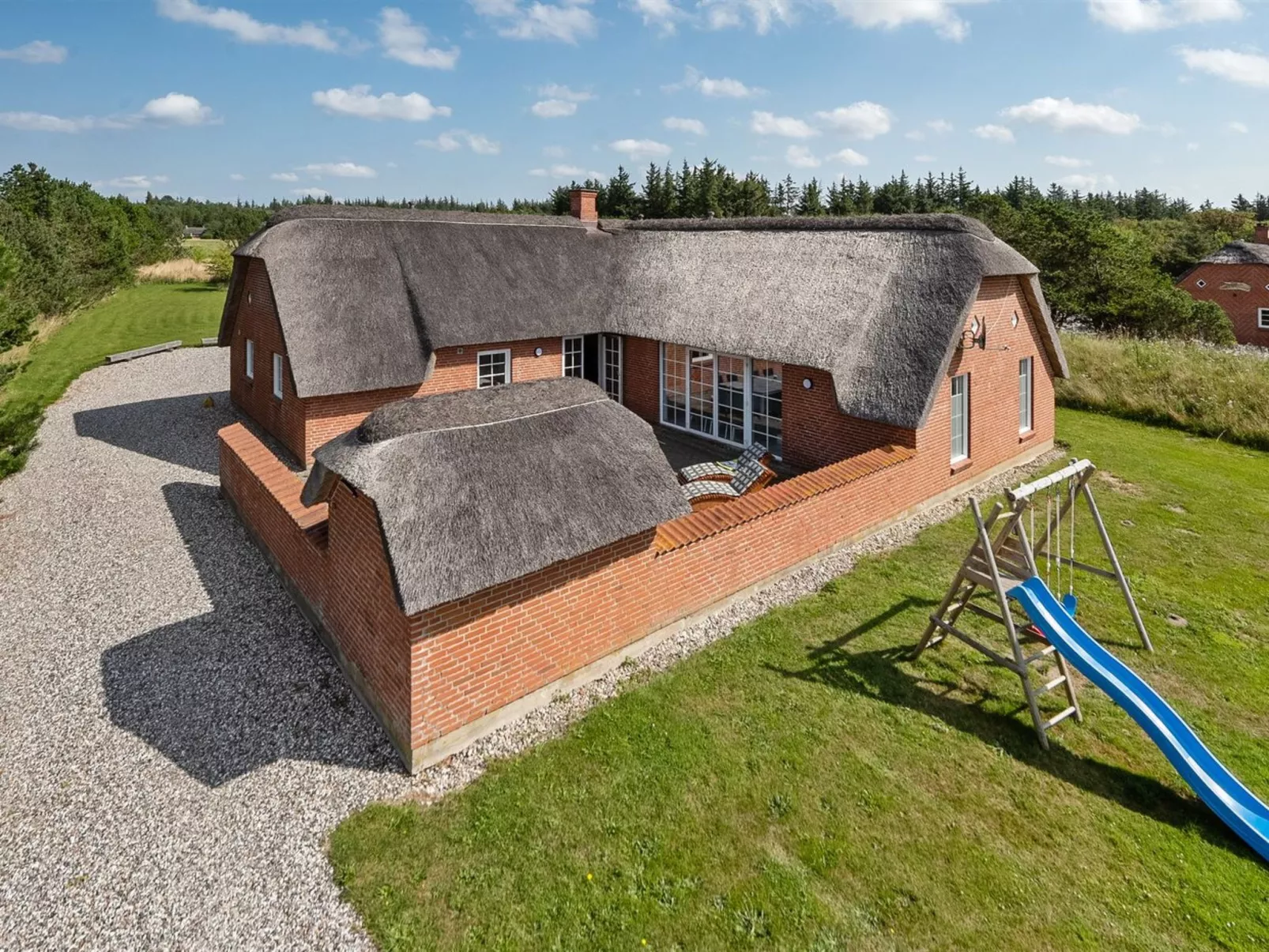 "Aane" - 1.8km from the sea-Buiten