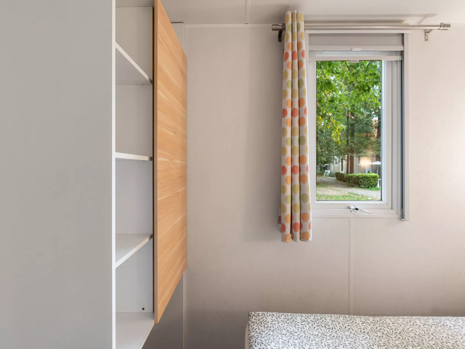 Sunset Terrace-Binnen