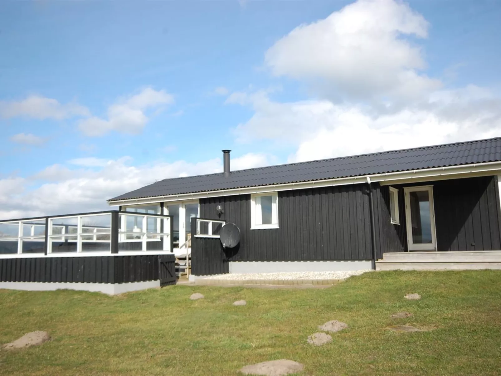 "Steffenie" - 400m from the sea-Buiten