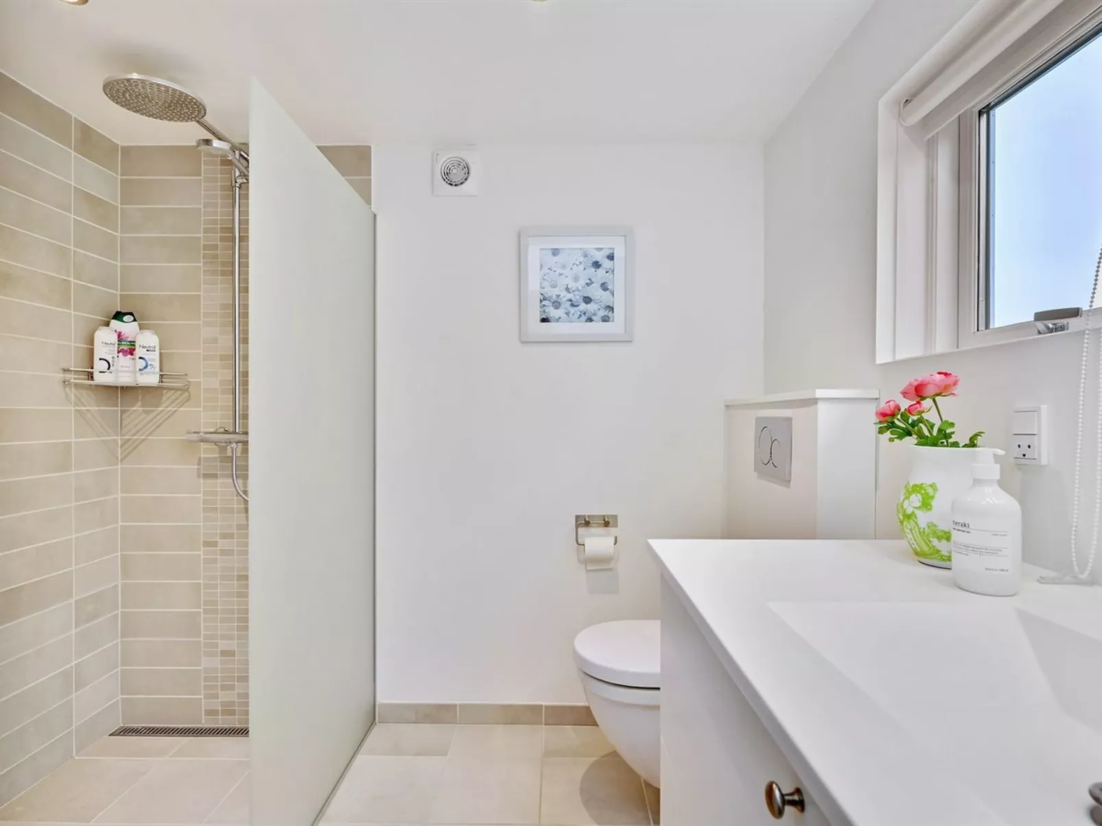 "Kamilla" - 200m from the sea-Binnen