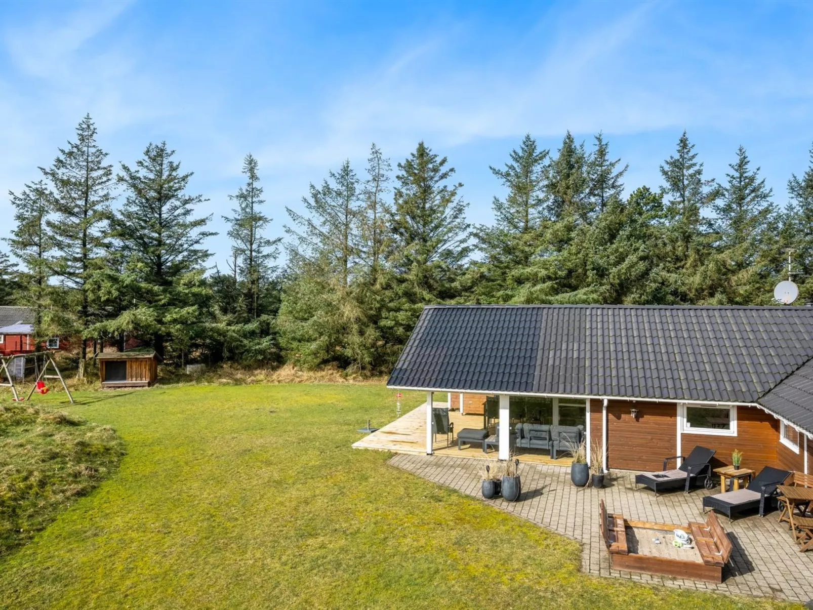 "Anisette" - 1km from the sea-Buiten