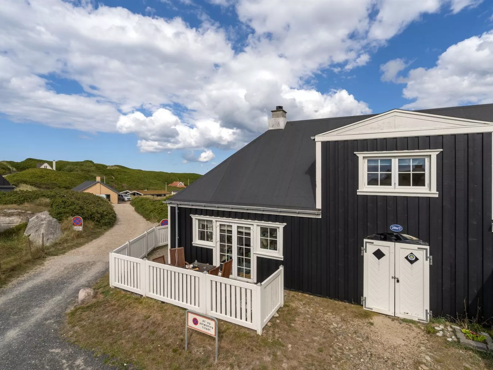 "Jannike" - 100m from the sea-Buiten