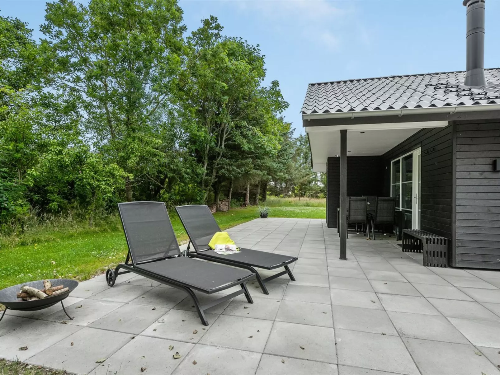 "Øn" -  from the sea-Buiten