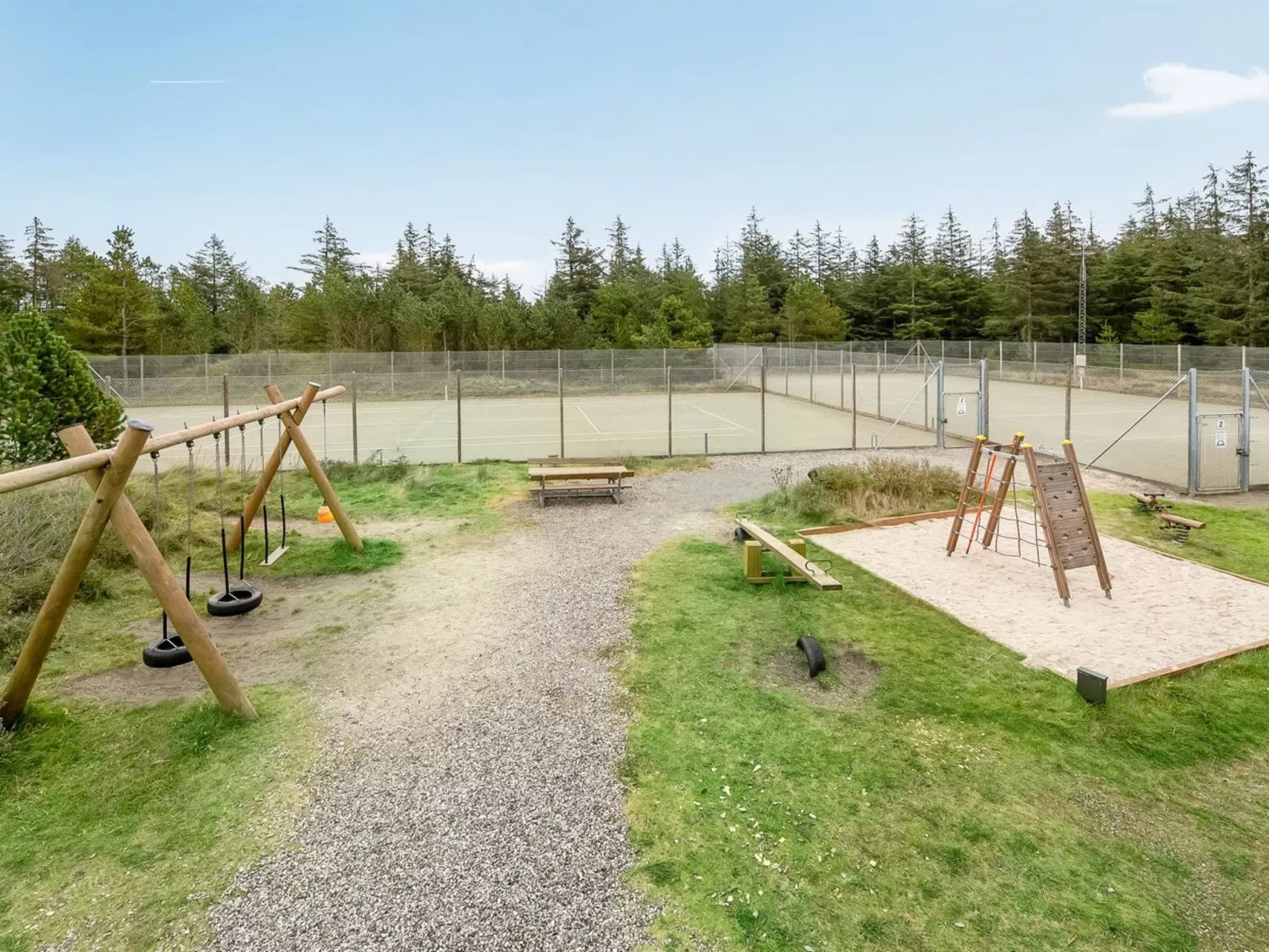 "Catarine" - 1.1km from the sea-Buiten