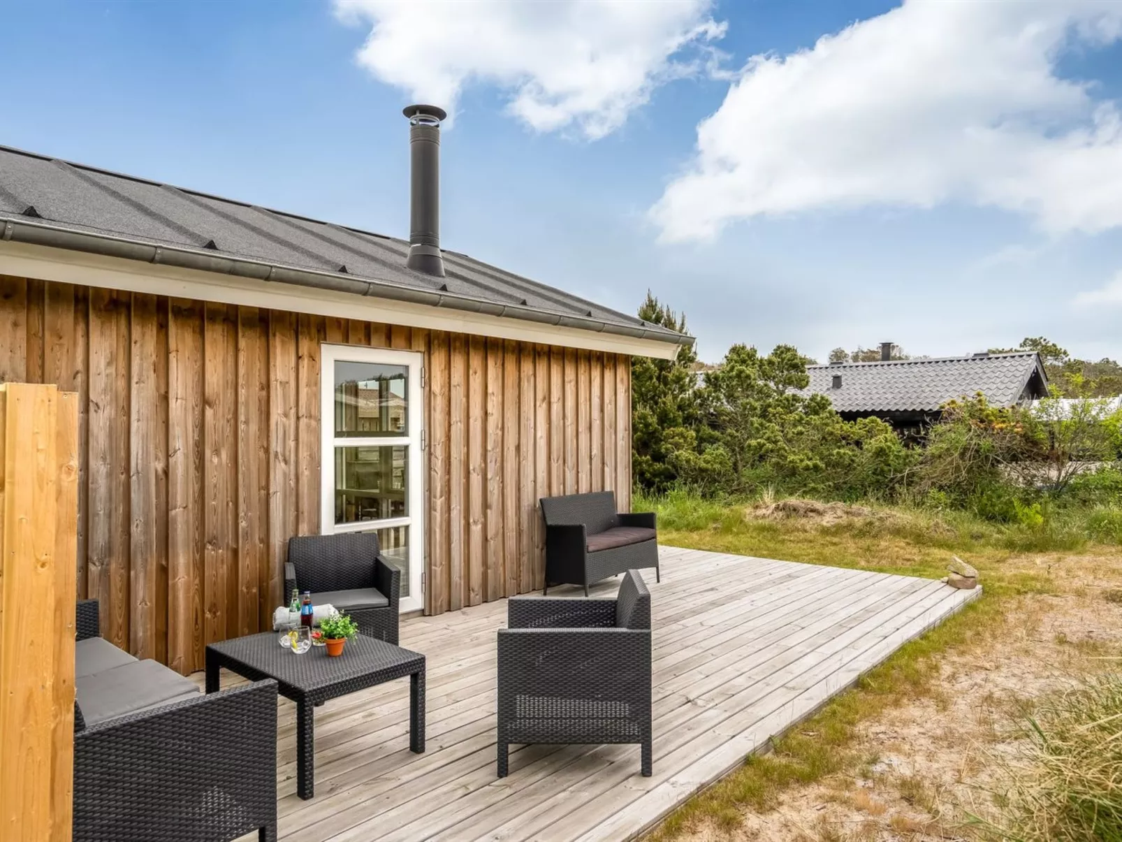 "Gyrial" - 950m from the sea-Buiten