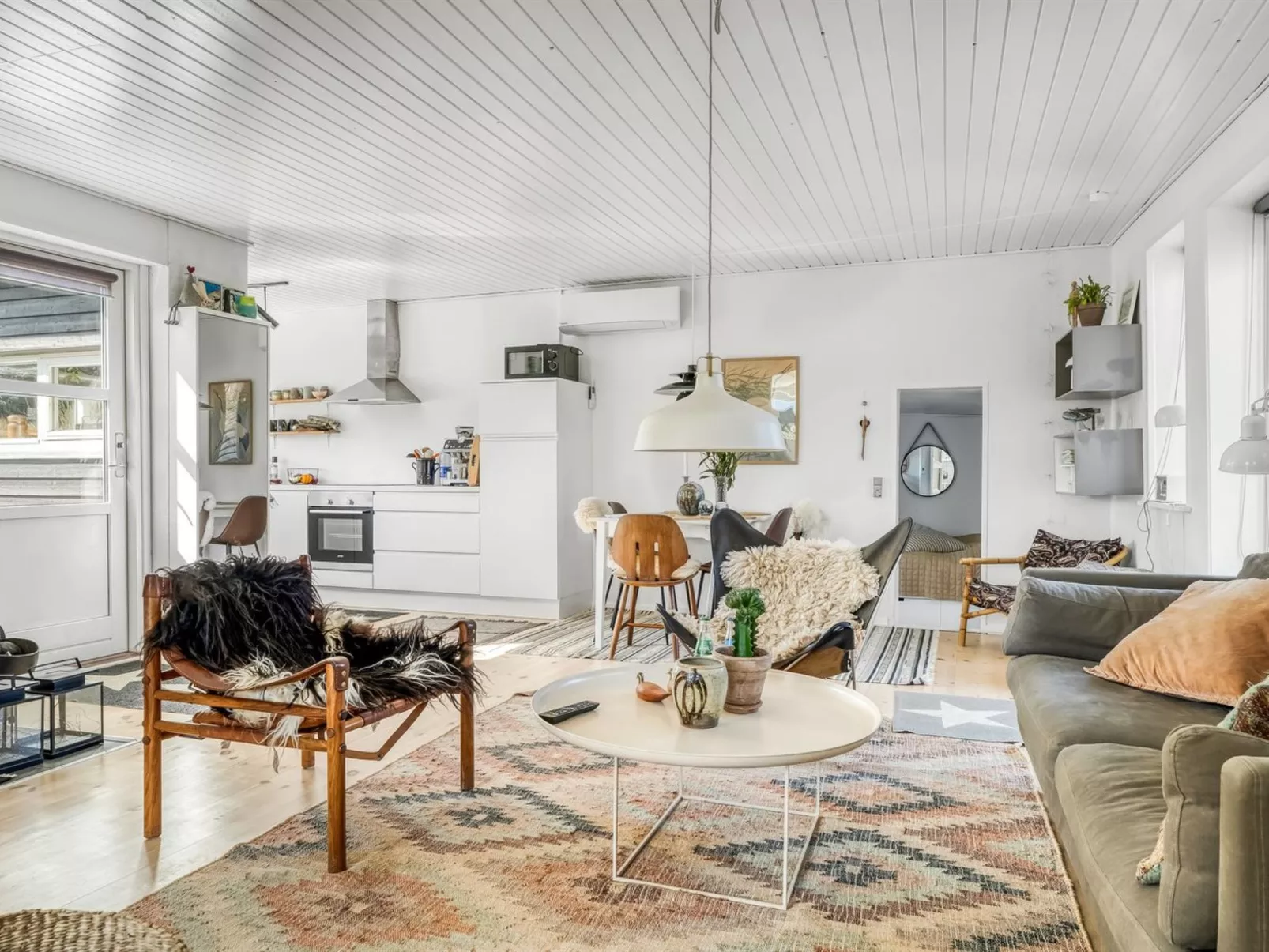 "Ozan" - 400m from the sea-Binnen