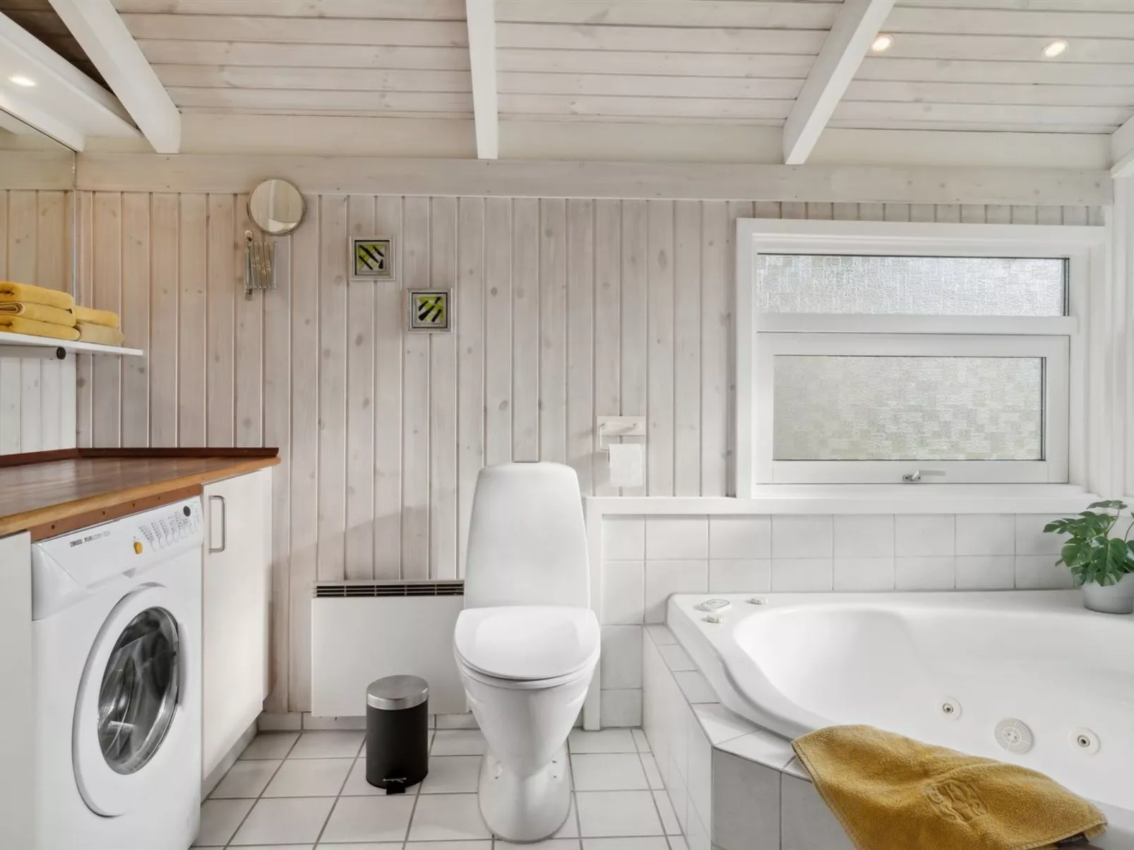 "Nafne" - 500m from the sea-Binnen