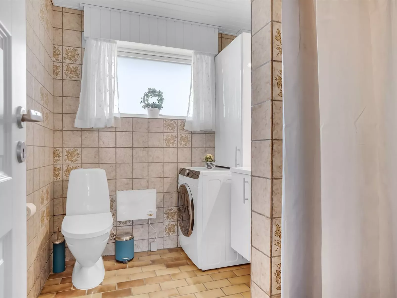 "Ehm" - 600m from the sea-Binnen