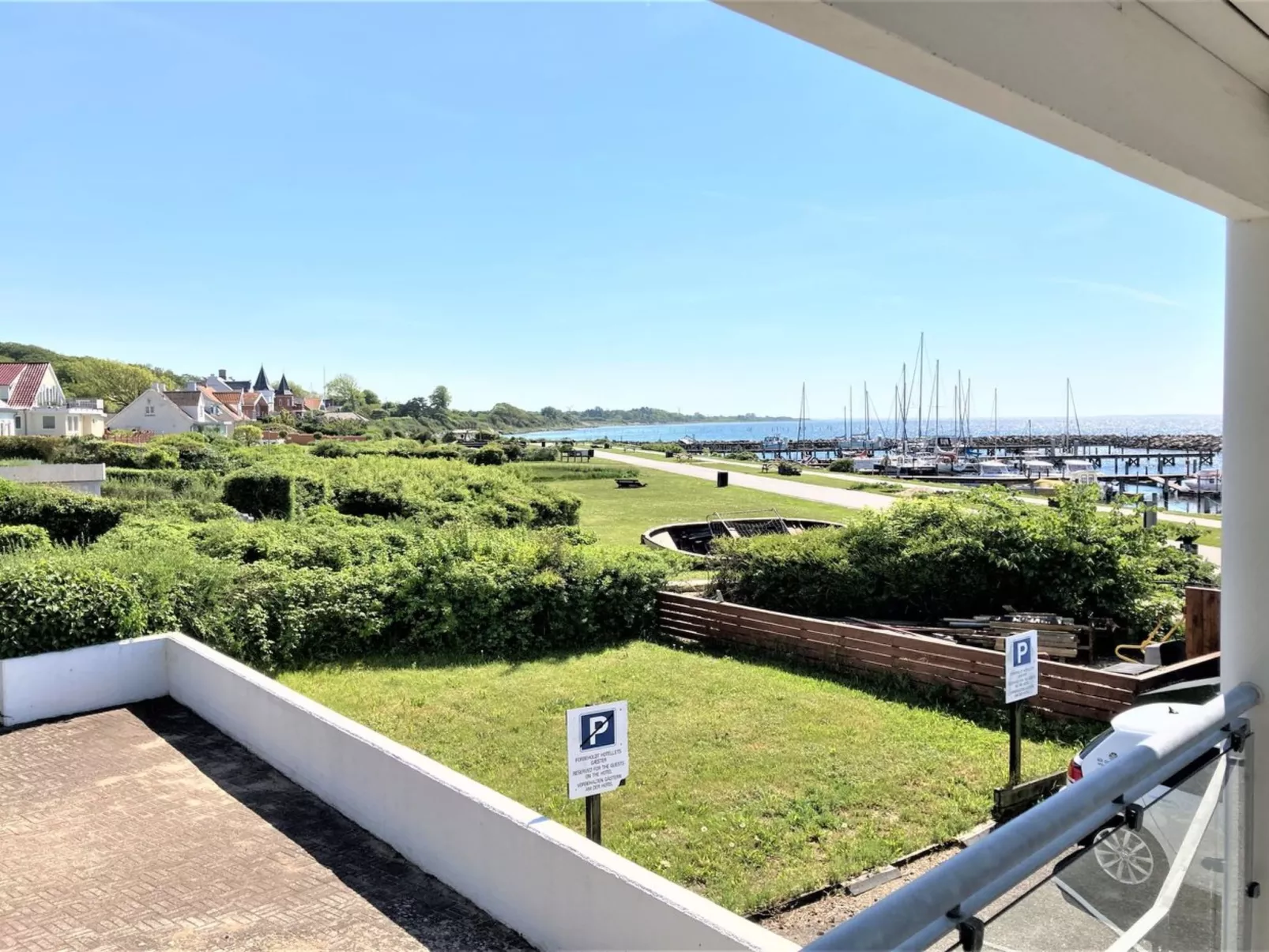 "Irma" - 25m from the sea-Buiten