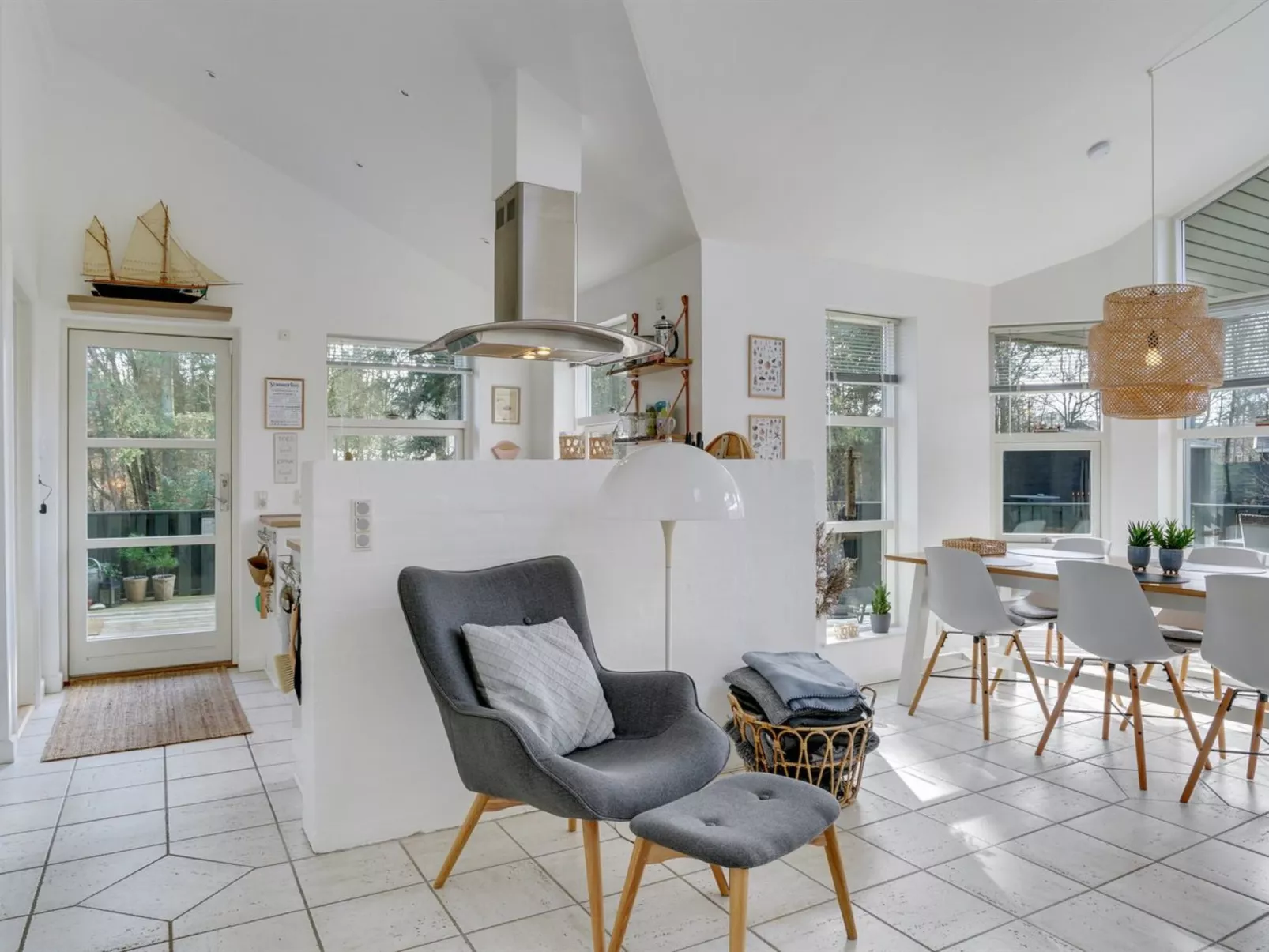 "Asgard" - 500m from the sea-Binnen