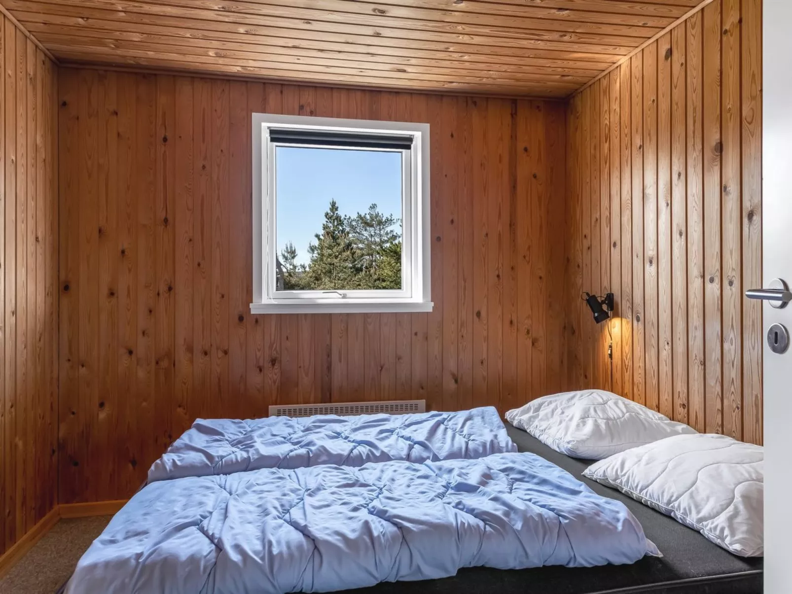 "Sara" - 2.5km from the sea-Binnen