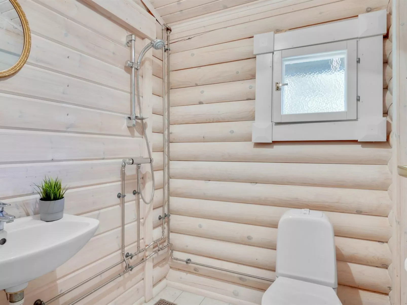 "Erika" - 250m from the sea-Binnen