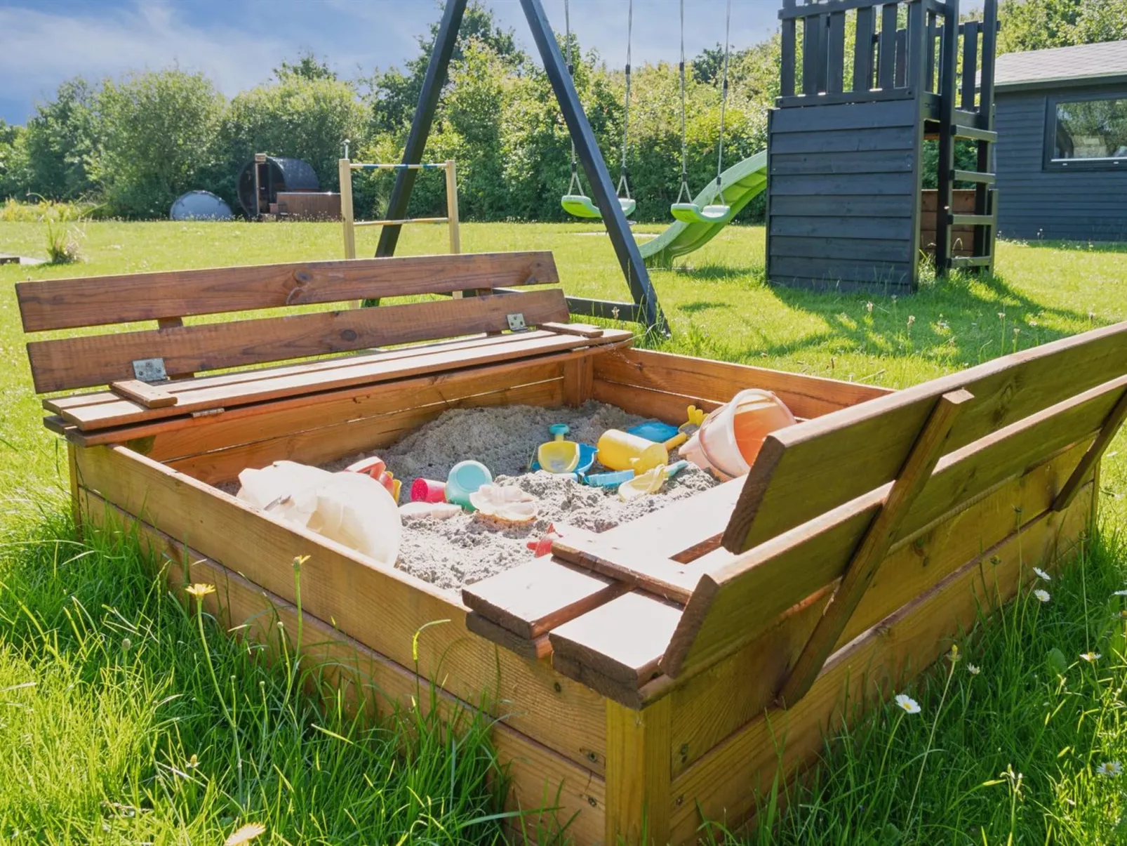 "Hasten" - 600m from the sea-Buiten