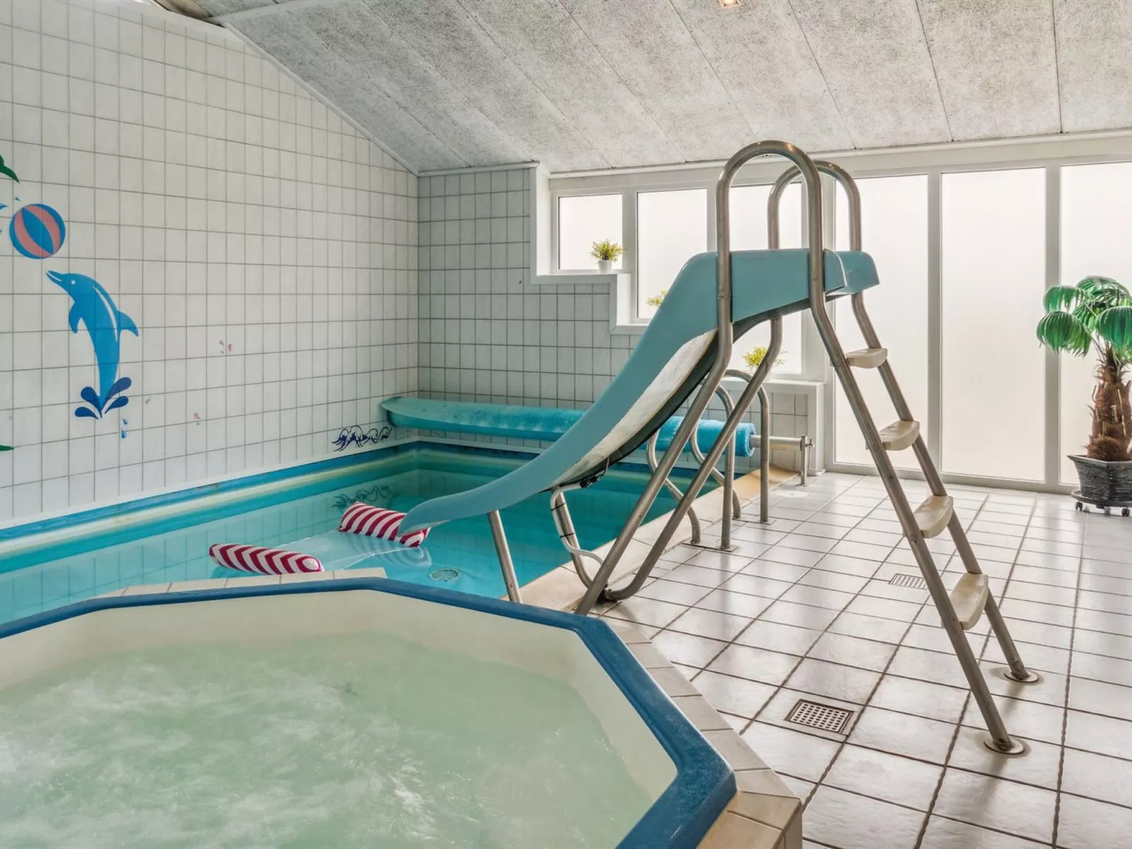 "Hallveig" - 1.1km from the sea-Buiten