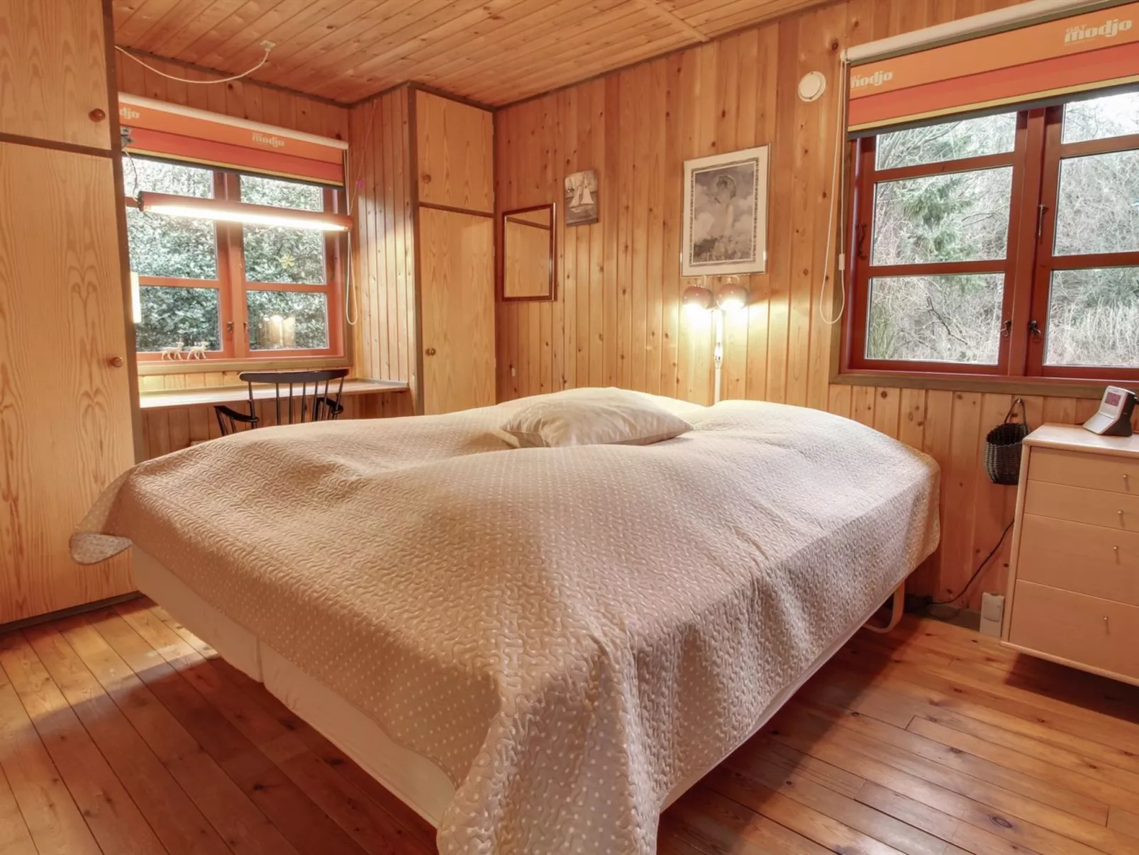 "Hubertina" - 30km from the sea-Binnen