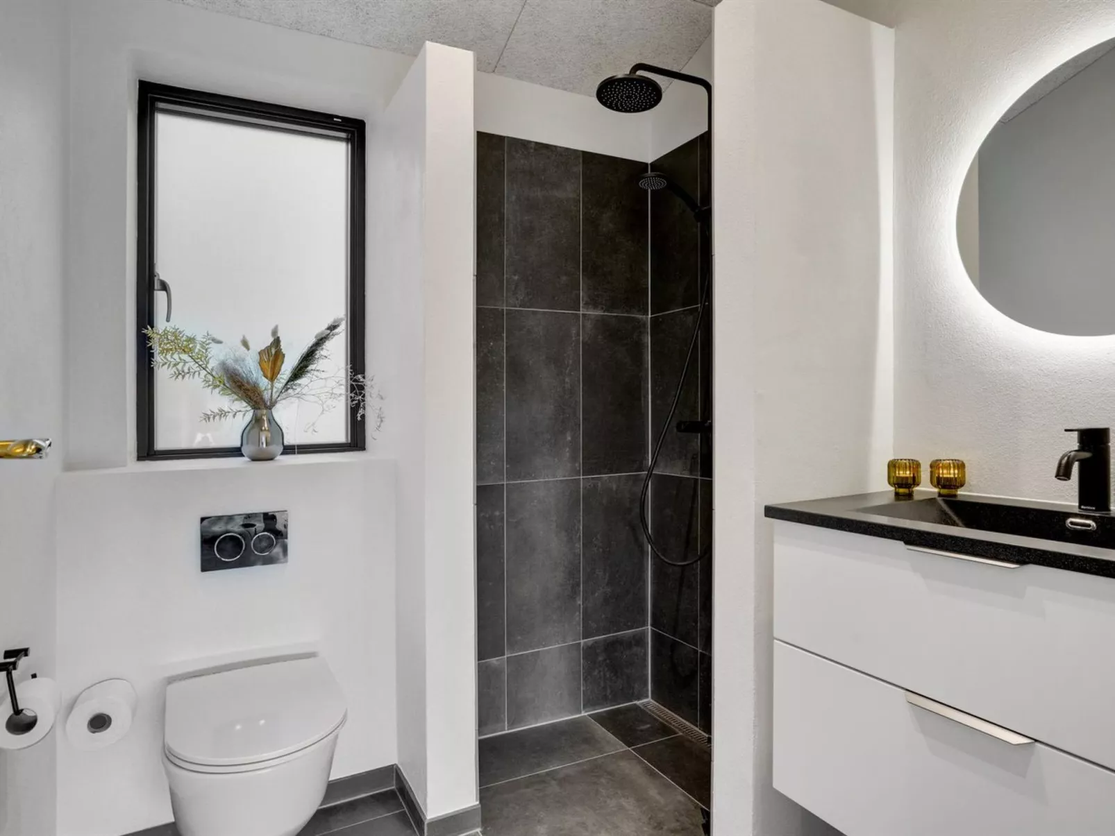 "Sinna" -  from the sea-Binnen